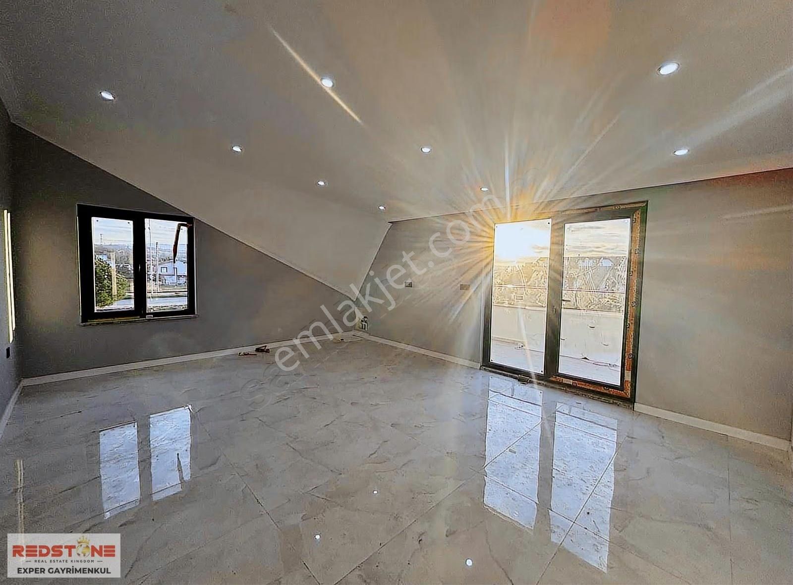 Alandere'de Denize Yakın Havuzlu Müstakil Lüx 3+1 Satılık Villa - Görsel 17