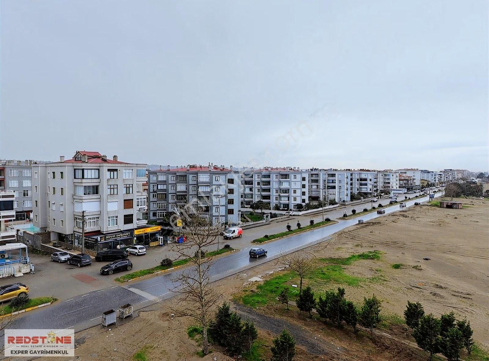 Harika Manzara Denize 1.parsel Geniş Balkon Keyifli 2+1 - Görsel 3
