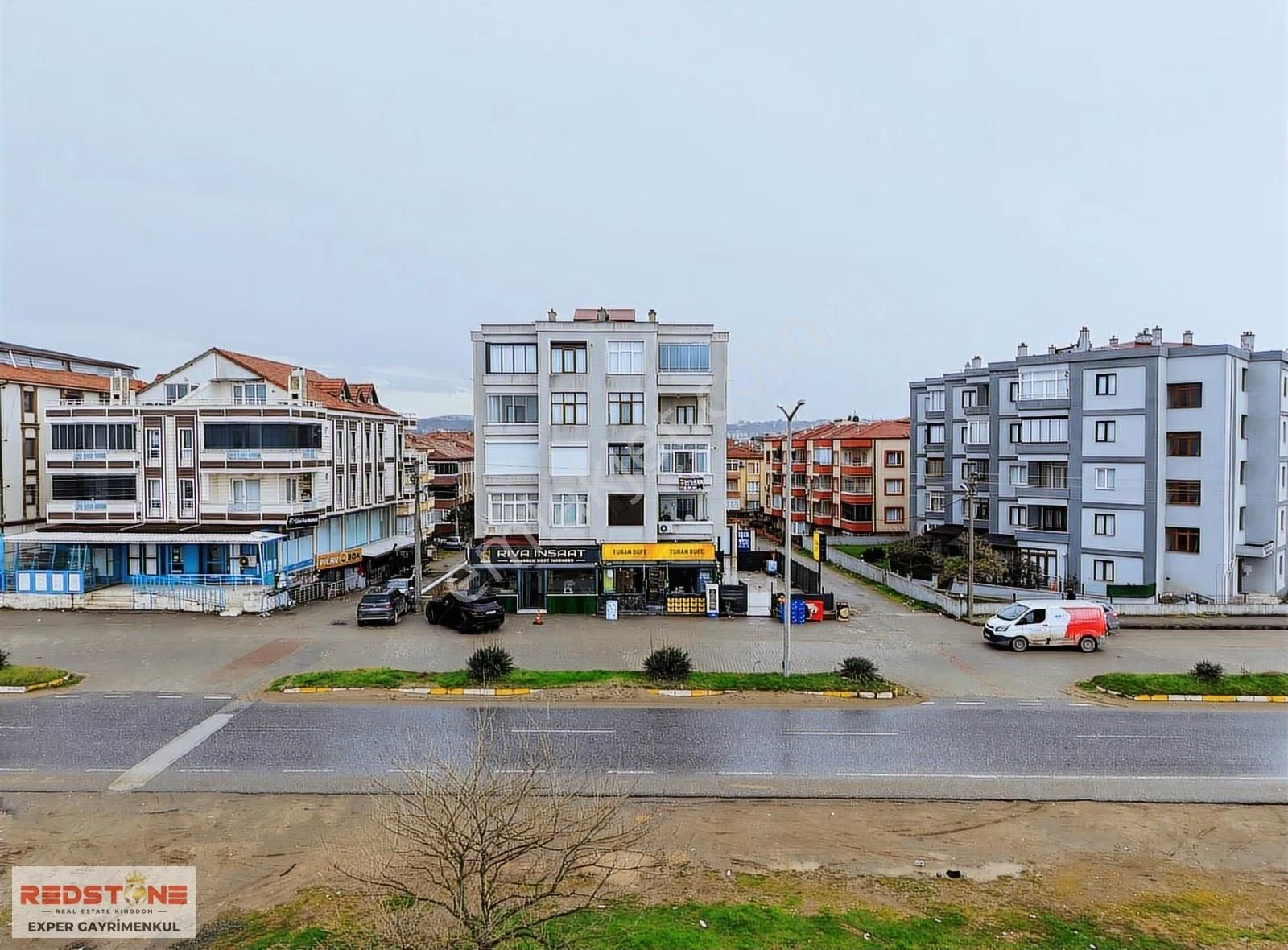 Harika Manzara Denize 1.parsel Geniş Balkon Keyifli 2+1 - Görsel 17