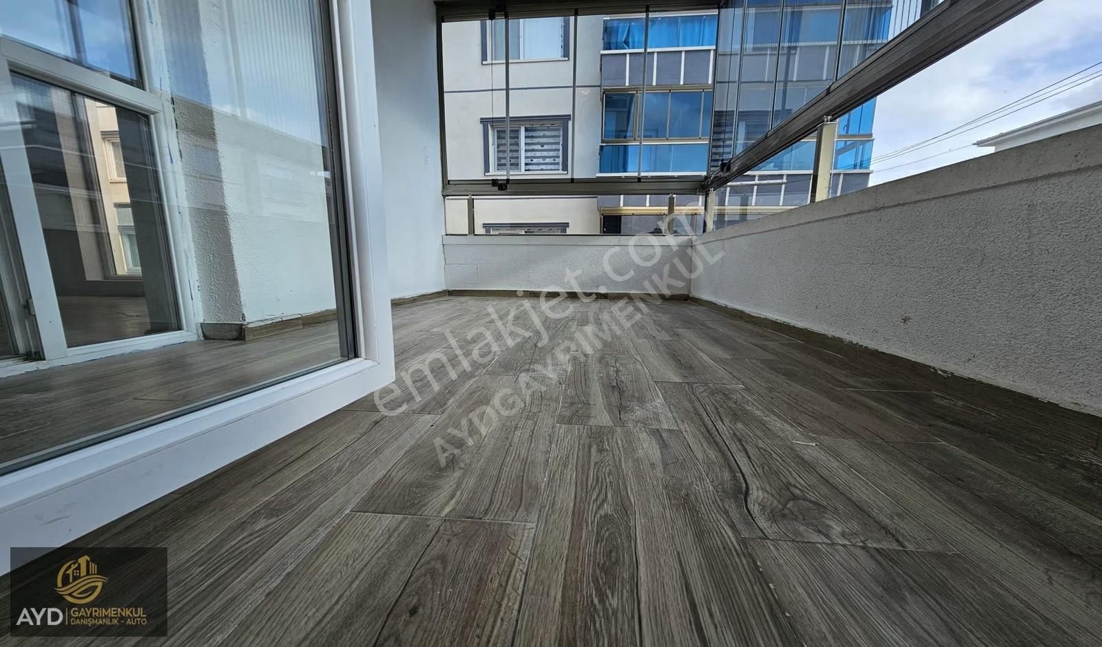 Ayd'den Katta Ful Yapılı Satılık 115 M2 2+1 Çift Balkonlu Daire - Görsel 2