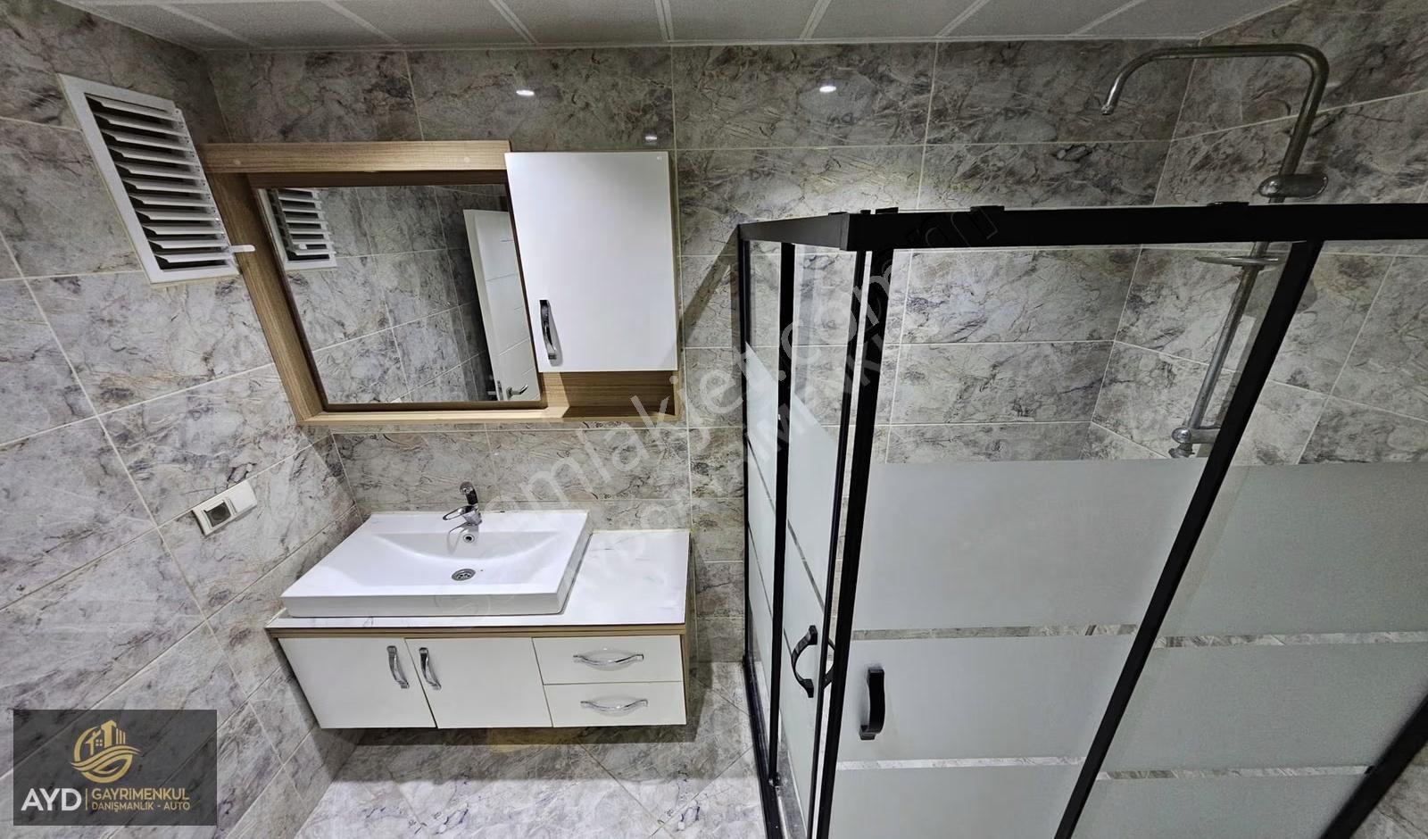 Ayd'den Katta Ful Yapılı Satılık 115 M2 2+1 Çift Balkonlu Daire - Görsel 14
