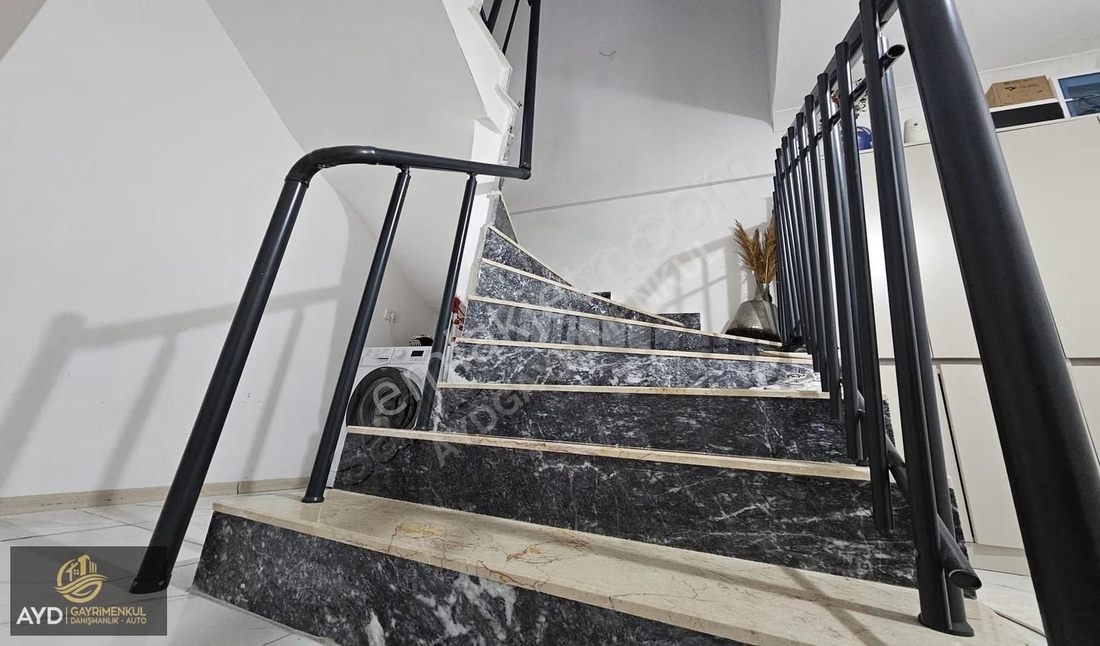 Ayd'den Çarşı Merkezde Ultra Geniş 3+1 172m2 Satılık Teras Daire - Görsel 12