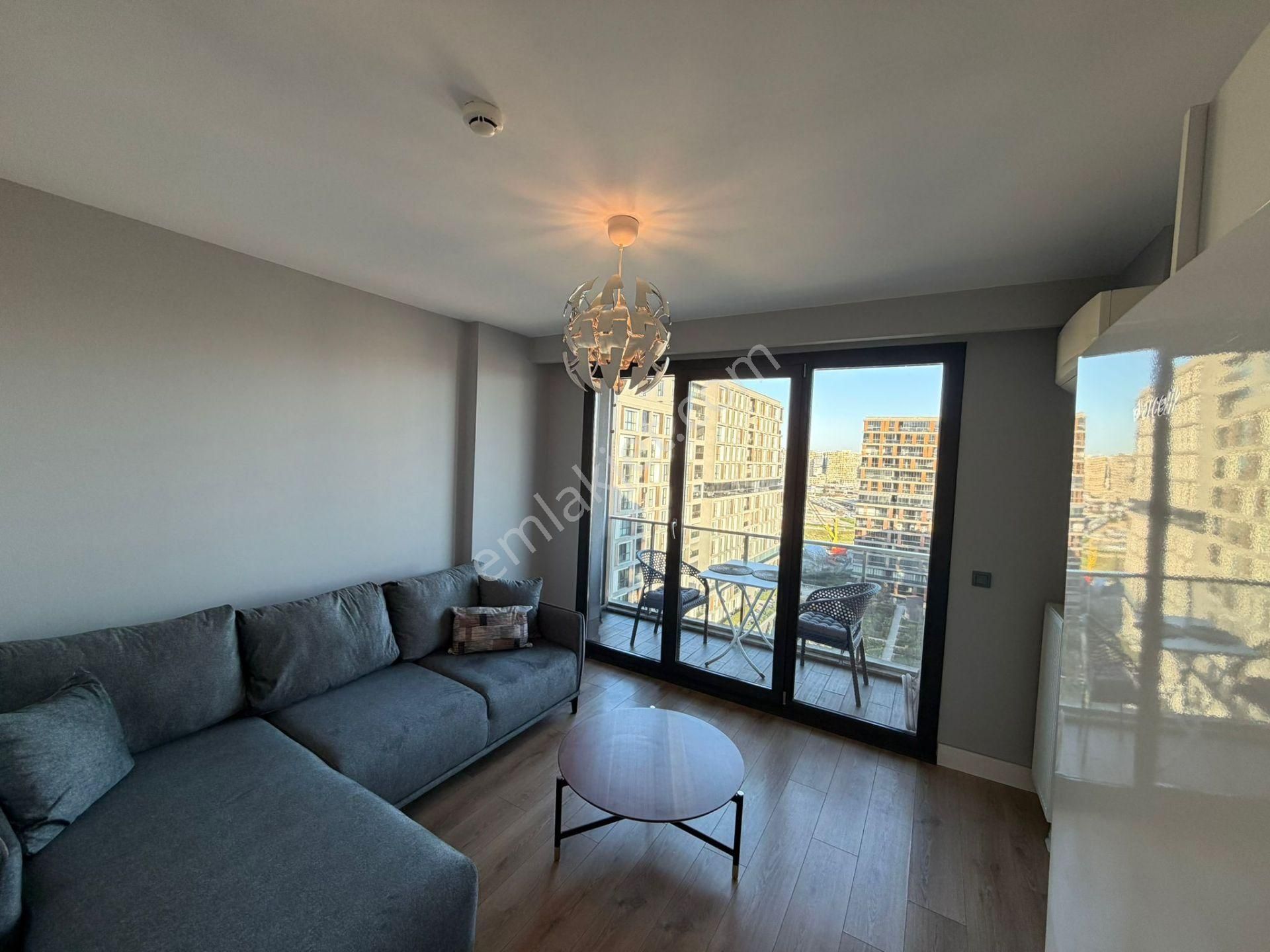 İstanbul House'dan Toya Moda'da Eşyalı Havuz Cepheli 1+0 Ara Kat - Görsel 3