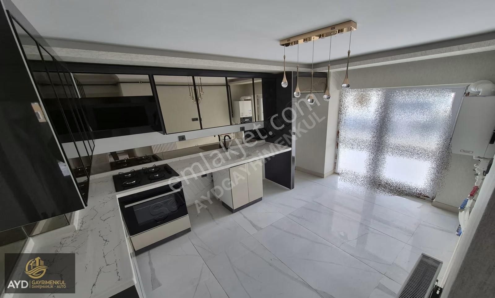 Ayd'den M.kemal Mah.'de Trend Caddenin Yanında 3+1 İskanlı Daire