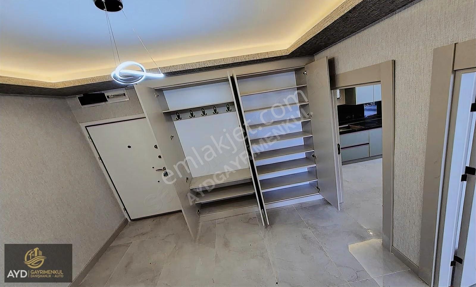 Ayd'den 29 Ekim Mah.'de Teras Balkonlu Lüx 3+1 Daire - Görsel 9