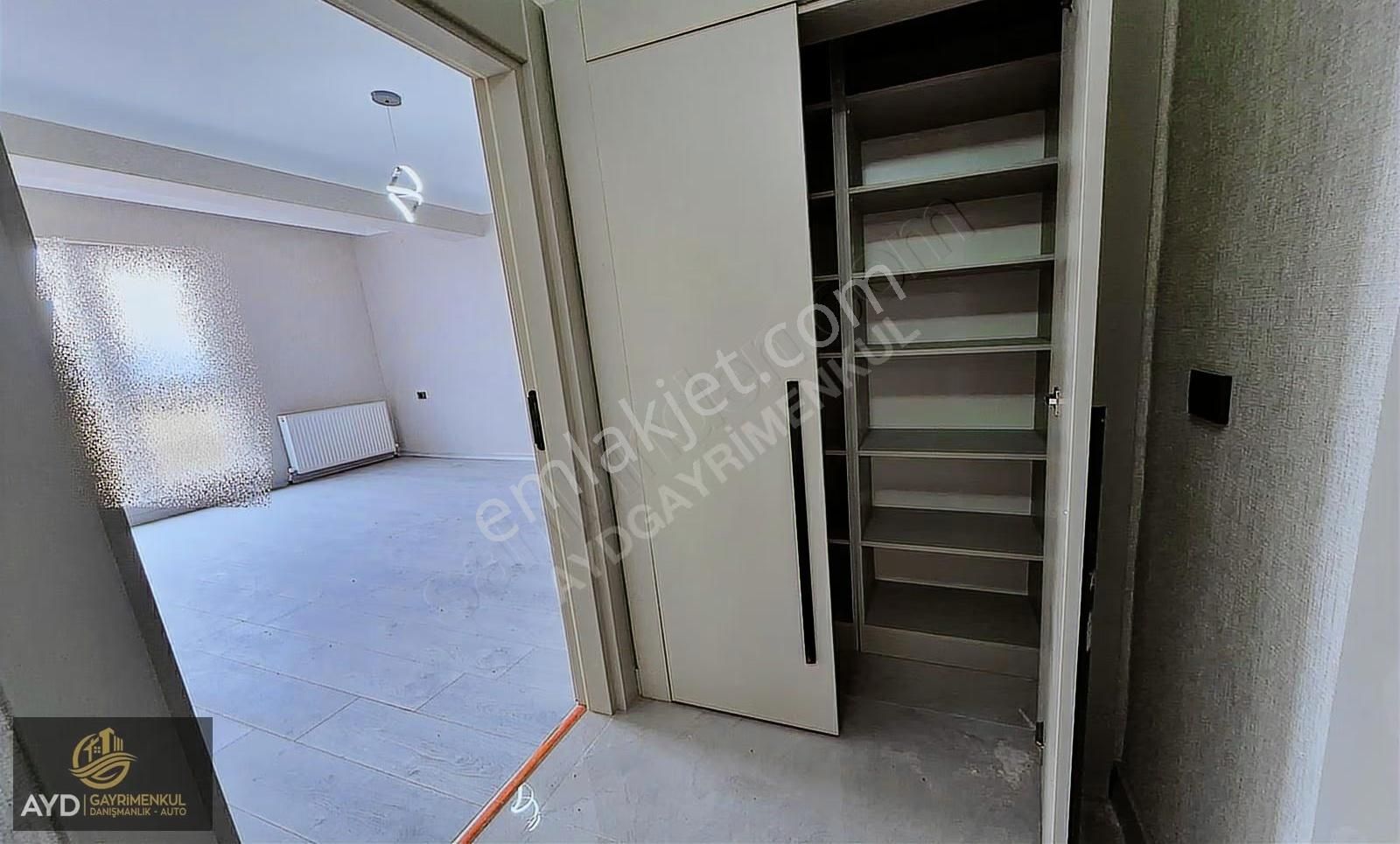 Ayd'den 29 Ekim Mah.'de Teras Balkonlu Lüx 3+1 Daire - Görsel 10