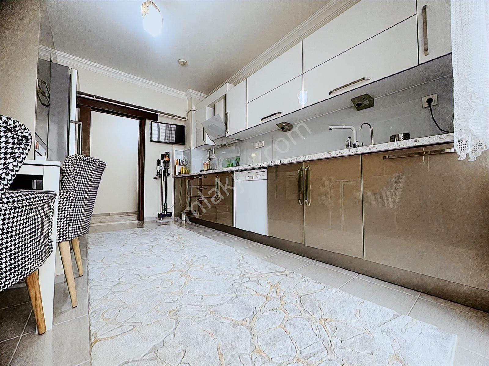 Pamuklarda Merk Lokasyon Özel Yapım İskanlı Kredi Limitsiz 8.kat