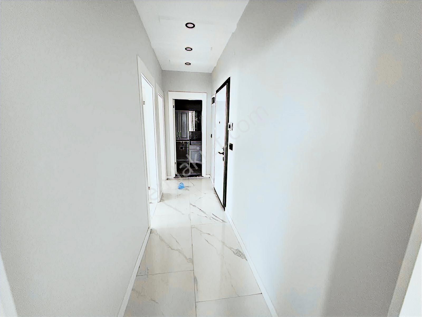 Kuşadası Davutlar Merkezde Satılık 2+1 Arakat Daire - Görsel 29