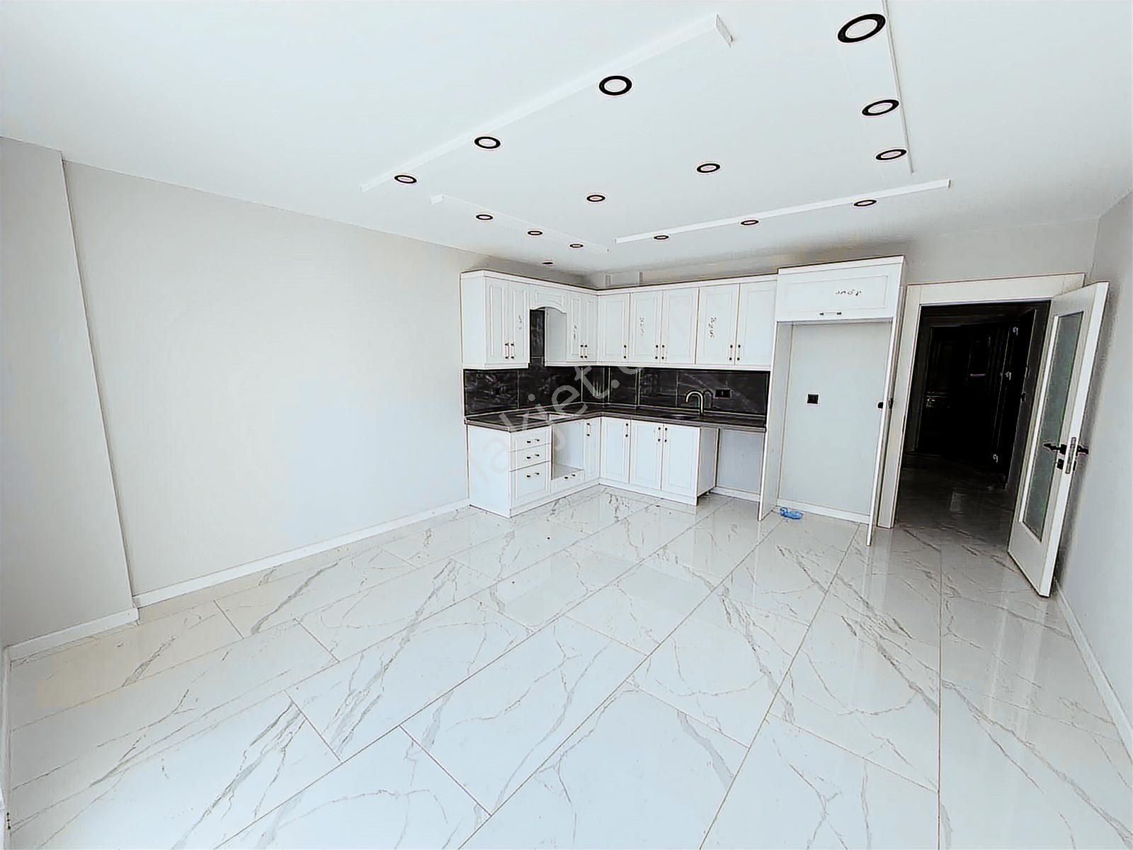 Kuşadası Davutlar Merkezde Satılık 2+1 Arakat Daire - Görsel 20