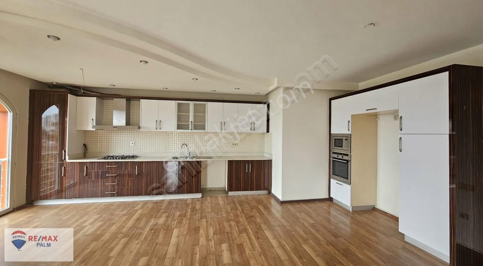 Remax Palm'den Cumhuriyet Konakları'nda 4+1 Kiralık Daire - Görsel 20