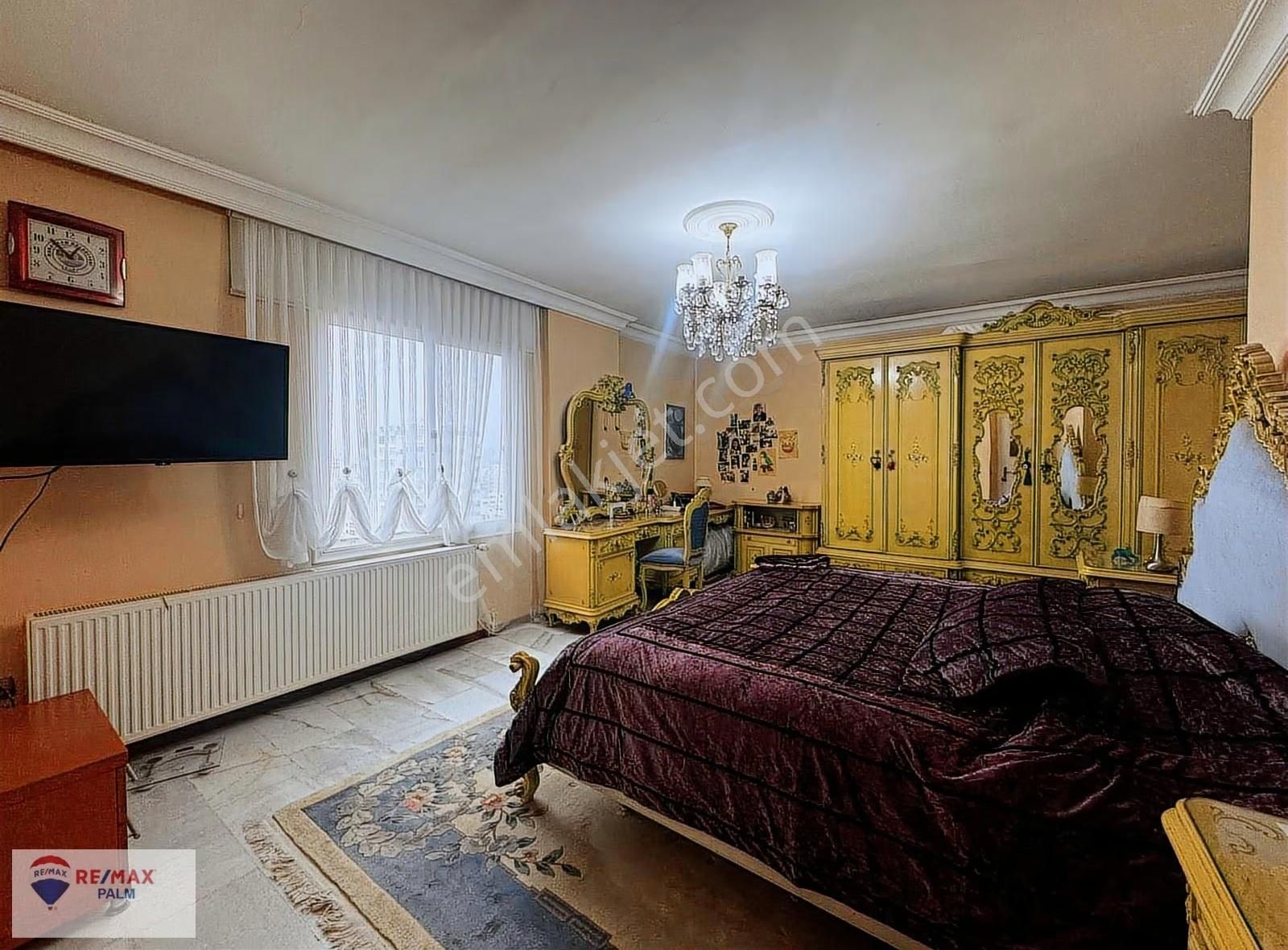 Remax Palm'den Adnan Menderes Blv. Deniz Manzaralı Satılık 4+1 - Görsel 31