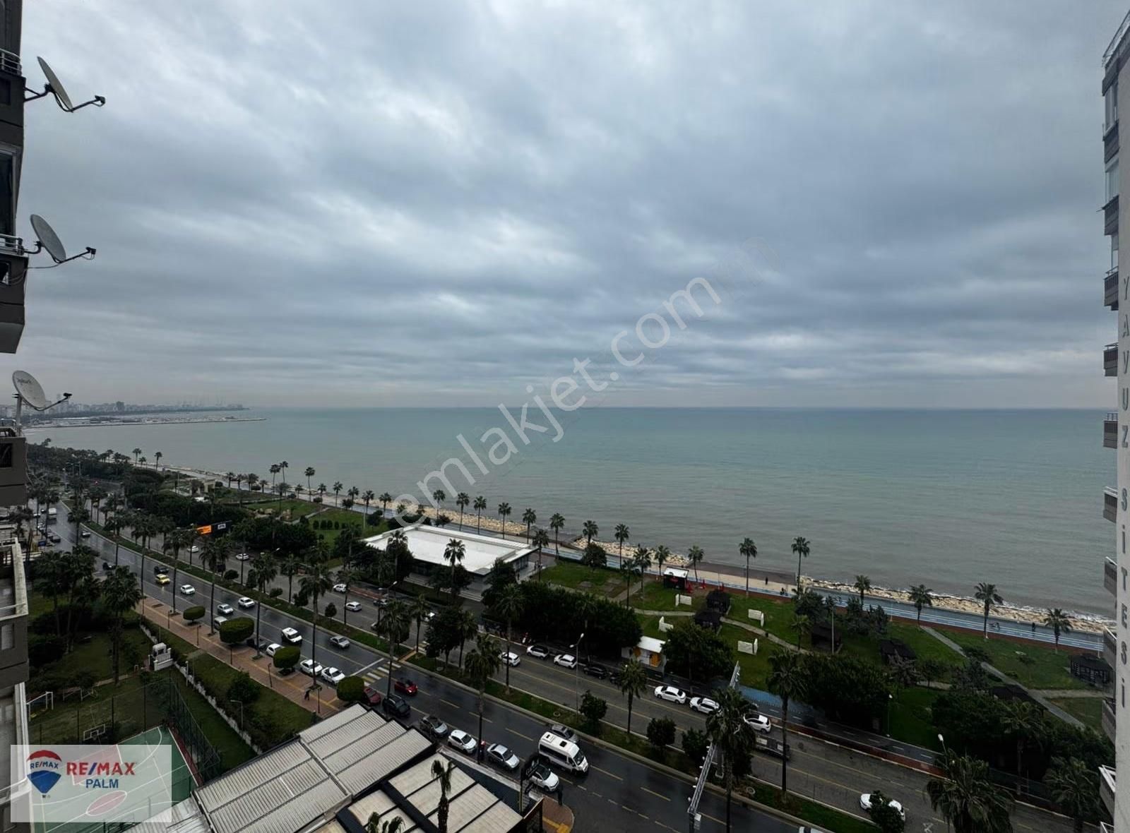 Remax Palm'den Adnan Menderes Blv. Deniz Manzaralı Satılık 4+1 - Görsel 14