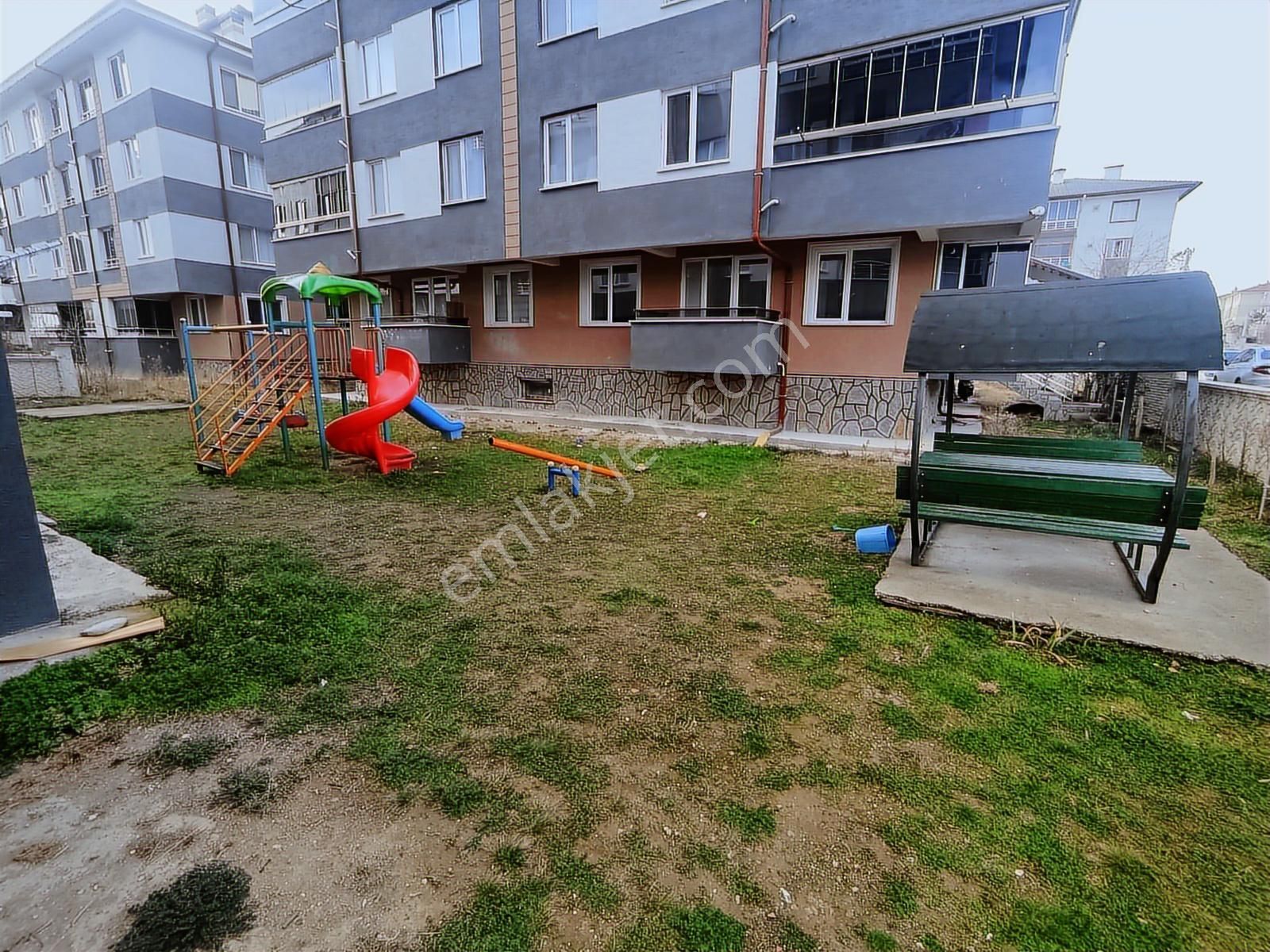 Kolçan Emlak'tan Sporkentin Merkezinde 2+1 Satılık Daire - Görsel 9