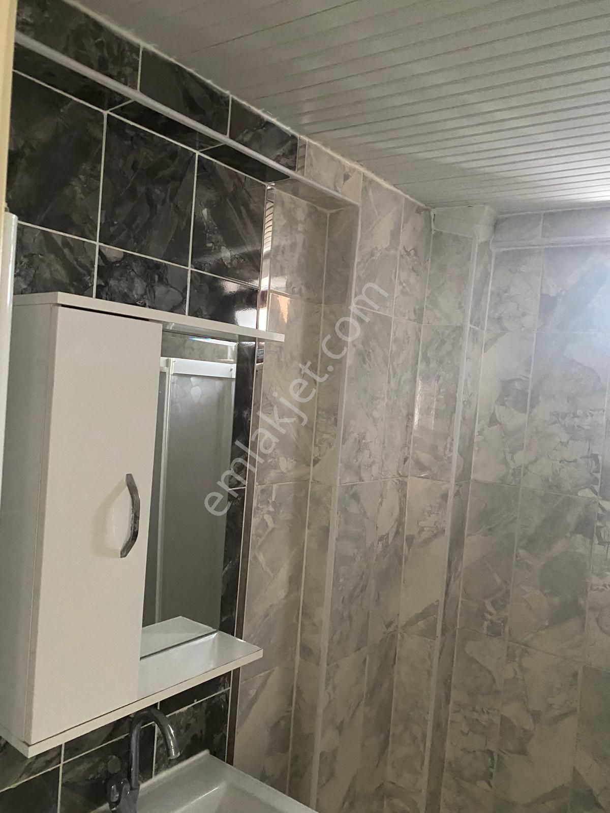Kolçan Emlak'tan Eski Emniyet Yakını Kiralık 1+1 Apart - Görsel 6