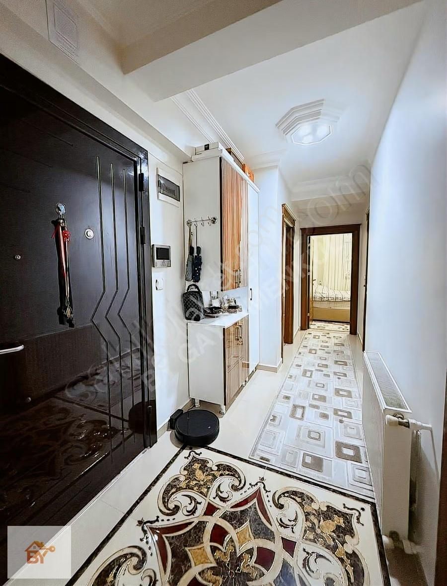 Küçükçekmece Yenimahalle'de 2+1, Yüksek Giriş Satılık Daire - Görsel 2