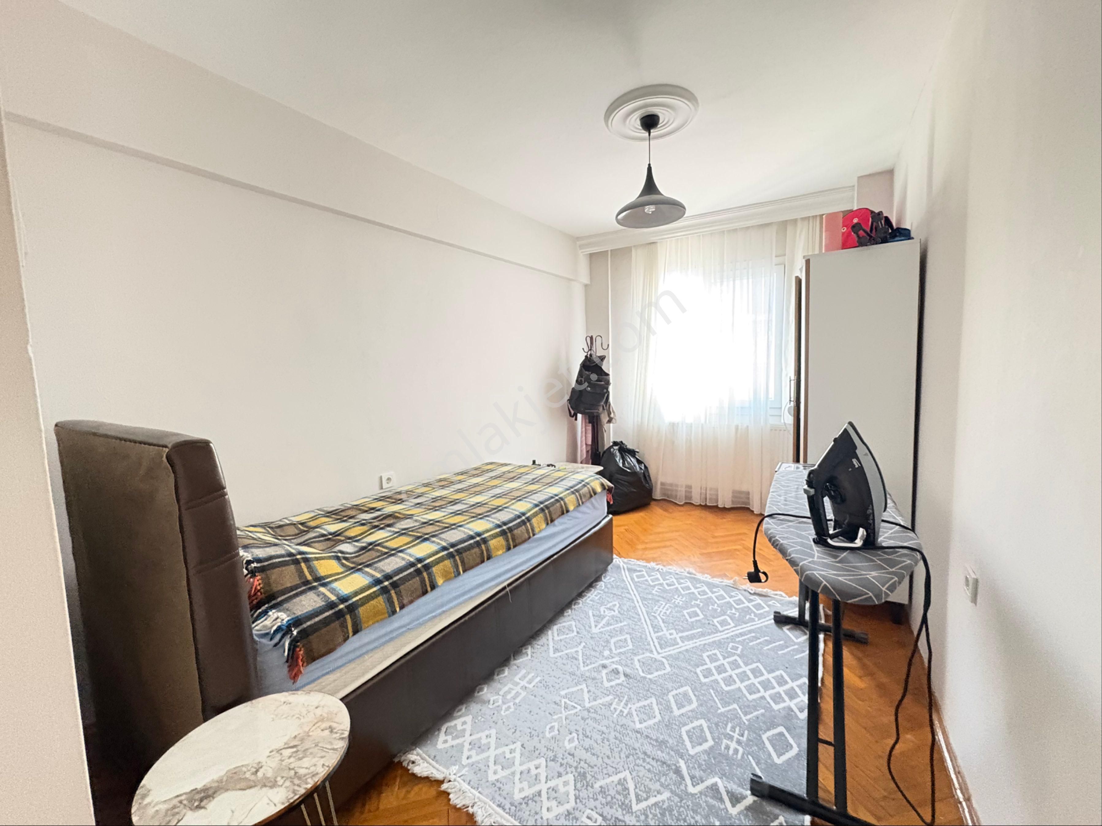 İzmir İnönü Cadde Ve Yeşilyurt Devlet Hastanesi Yakını 2+1 Eşyalı Kiralık Daire - Görsel 33