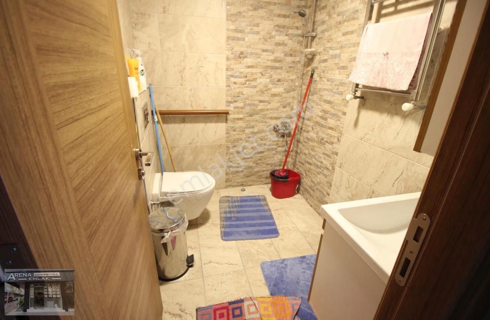 Bahçelievler Merkez Uefa Anıtı Yanı 7 Yıllık Binada 4+2 Dubleks - Görsel 4