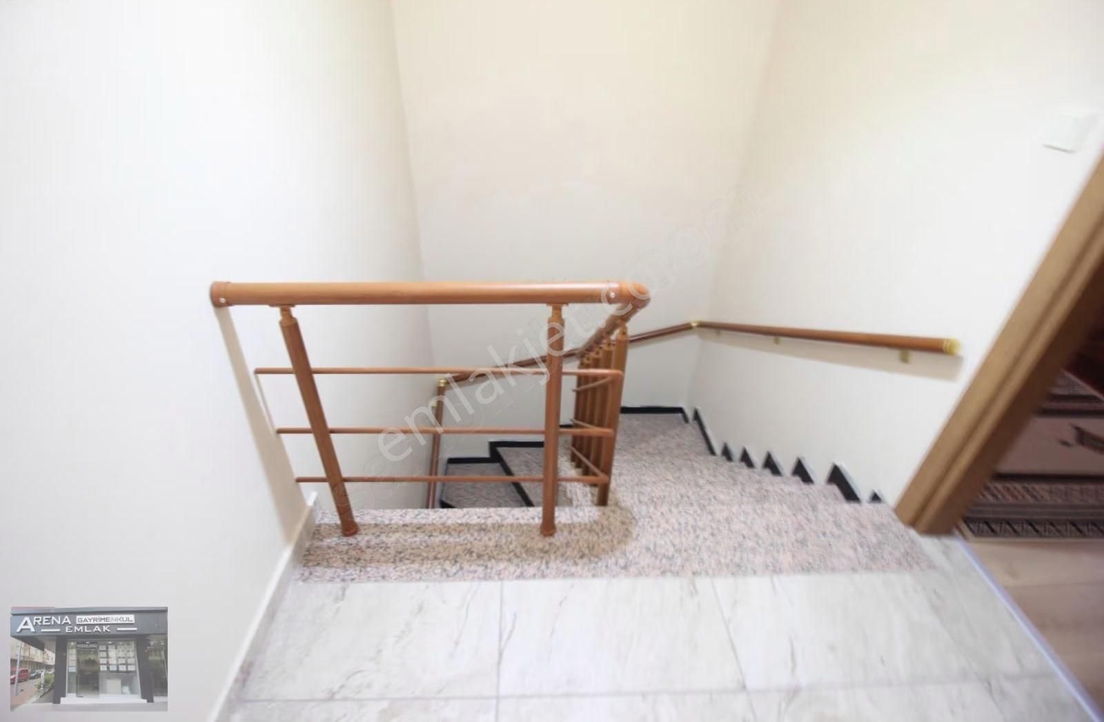 Bahçelievler Merkez Uefa Anıtı Yanı 7 Yıllık Binada 4+2 Dubleks - Görsel 13