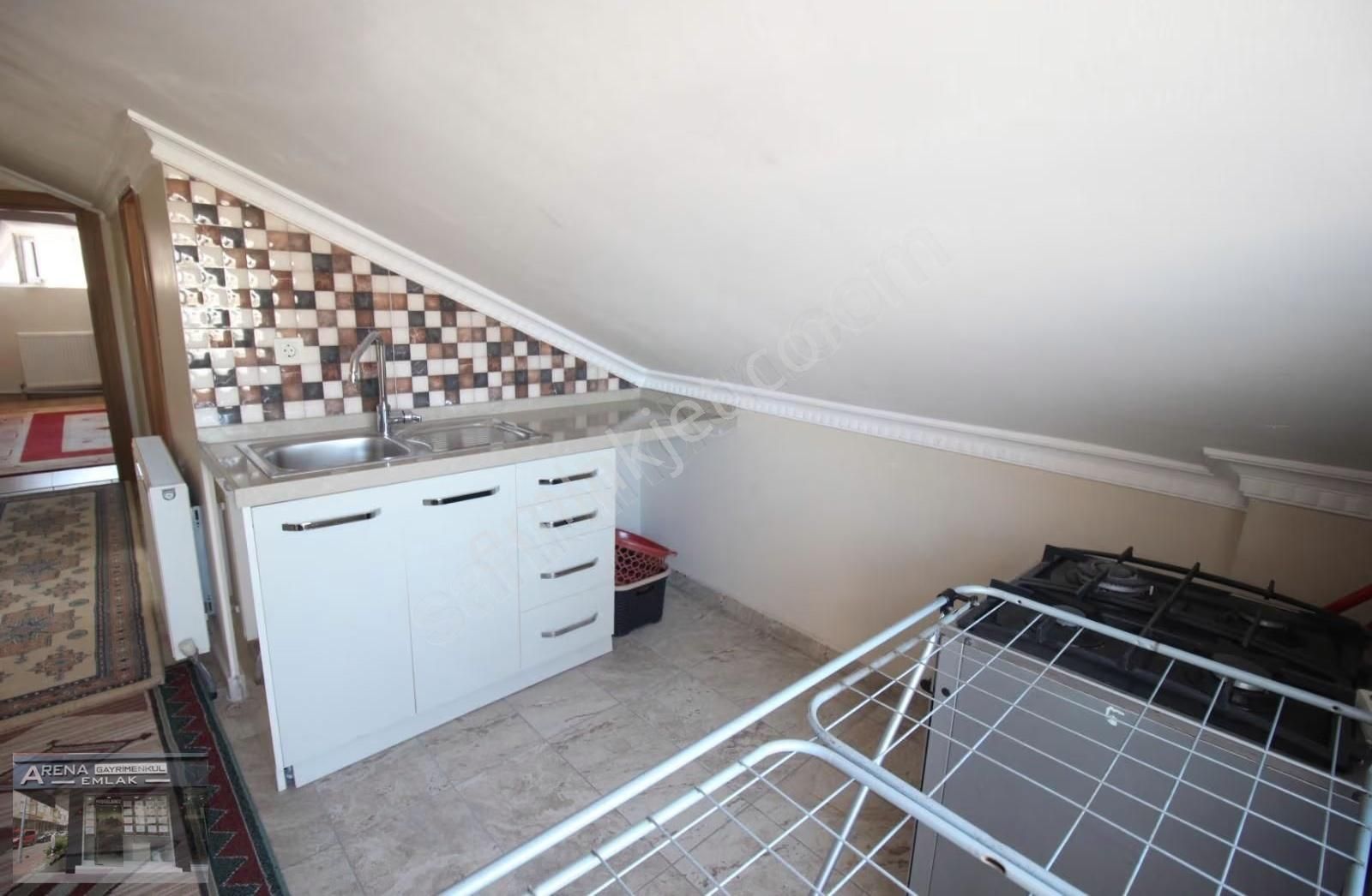 Bahçelievler Merkez Uefa Anıtı Yanı 7 Yıllık Binada 4+2 Dubleks - Görsel 22