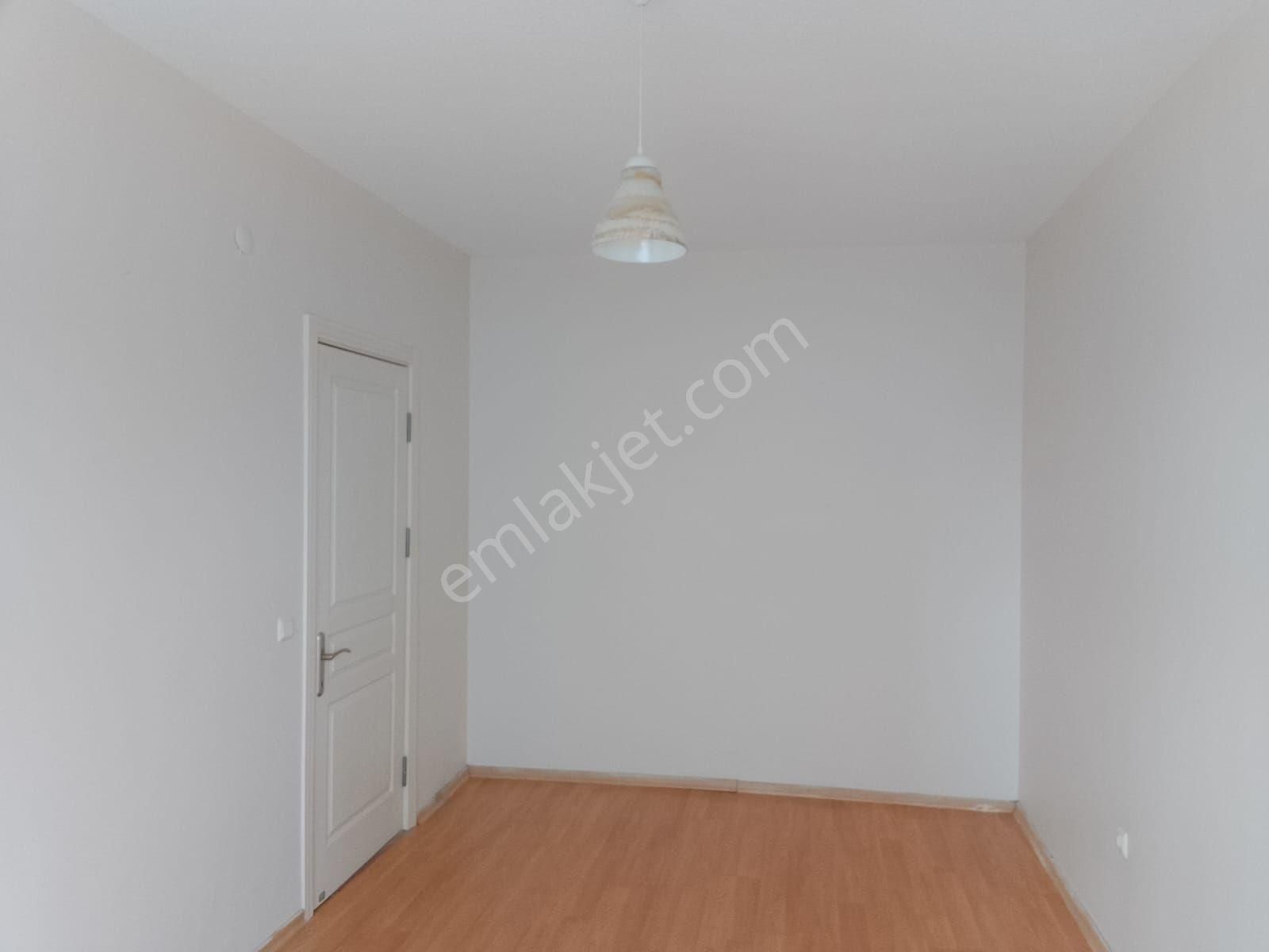 Akçay Emlak'tan Akşehir Kozağaç Tokide Bakımlı Asansörlü Ara Kat Satılık 3+1 Daire - Görsel 13