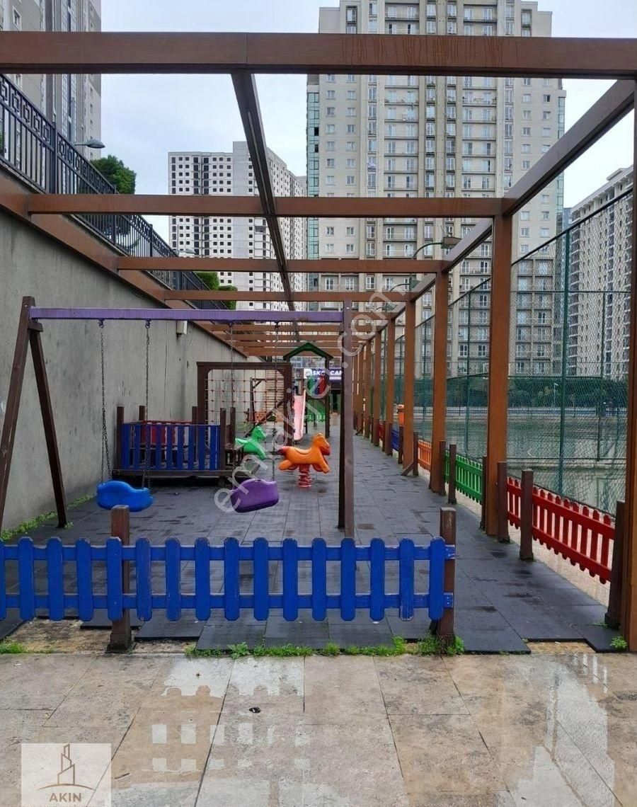 Esenyurt Innovia 2'de Eşyalı Satılık 1+1 Daire - Görsel 2