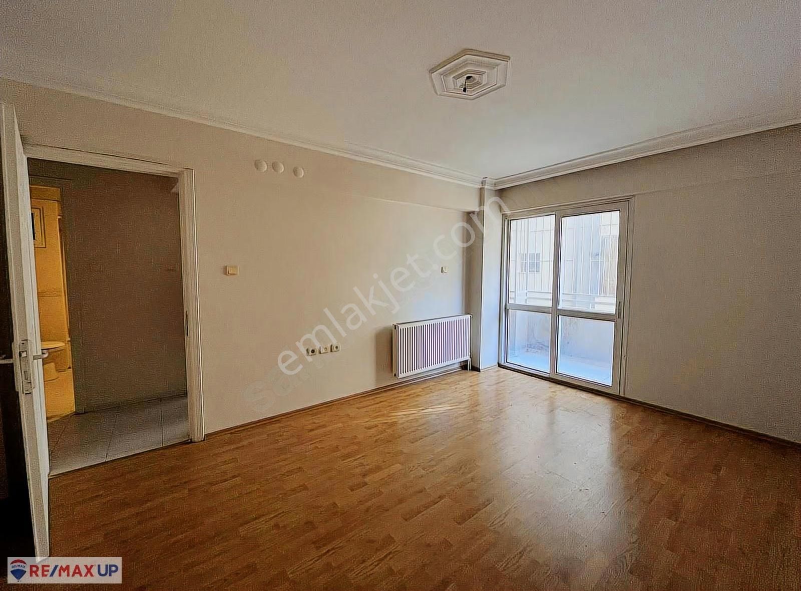 Merkezi Konumda Metro Yakını Kiralık Daire - Görsel 15