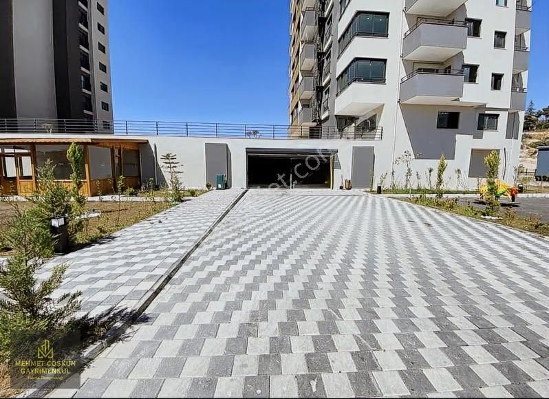 Esentepede 7/24 Güvenlikli Havuzlu Sitede Satılık 3+1 Daire - Görsel 9