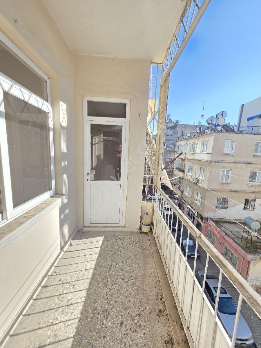 Mesudiye Mah 3 Katlının 3 Cu Katı 3+1 Acill Satılık Turgut Emlak - Görsel 9