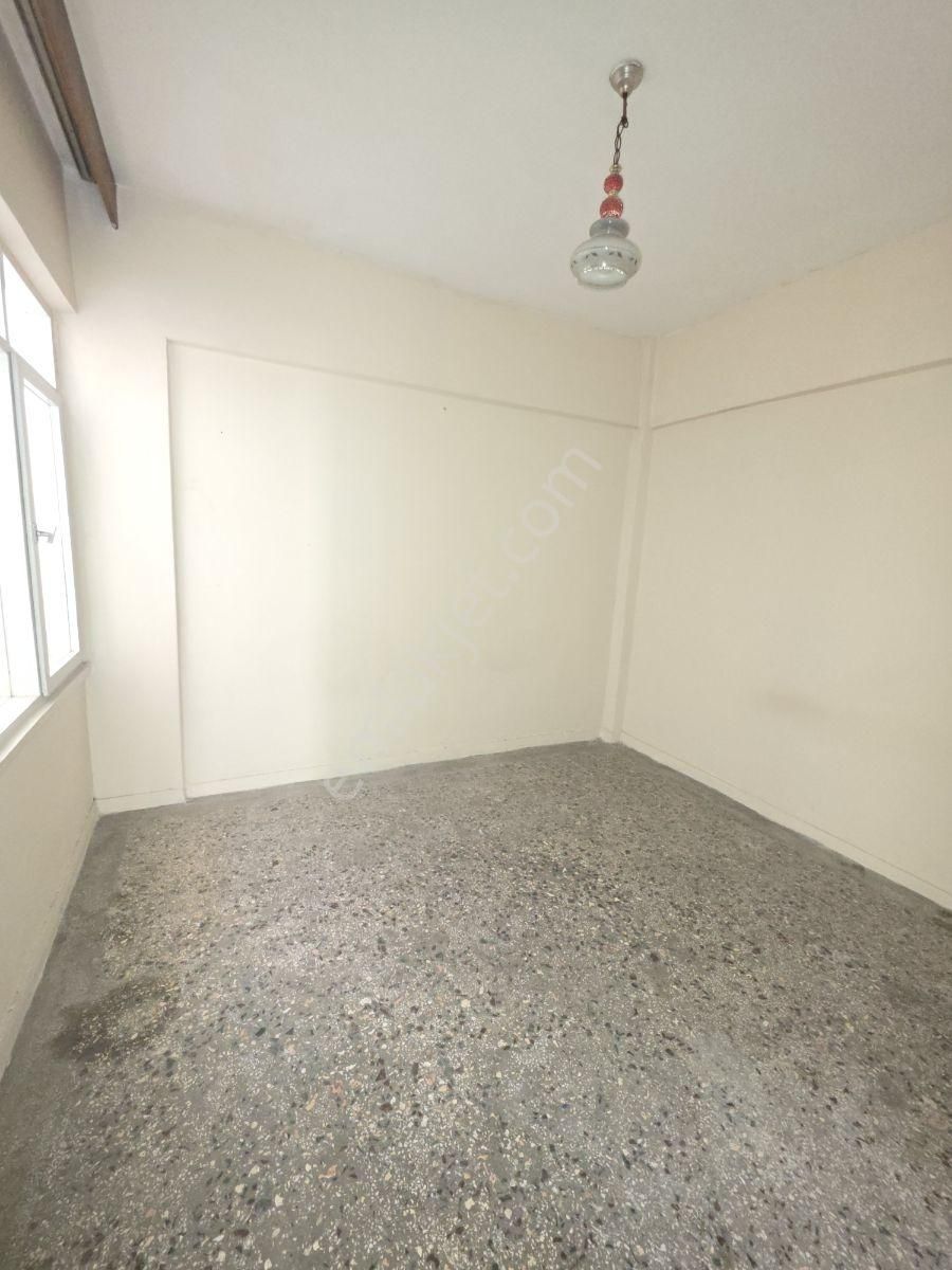 Mesudiye Mah 3 Katlının 3 Cu Katı 3+1 Acill Satılık Turgut Emlak - Görsel 2