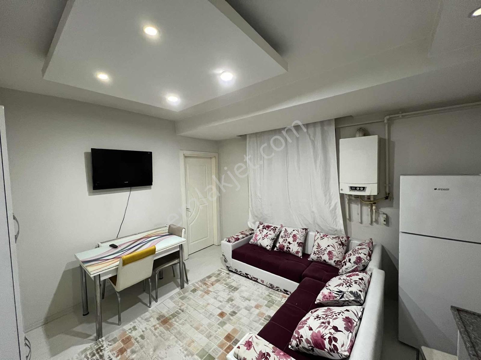 Değirmenönü Ara Kat Kiralık Eşyalı 1+1 Apart - Görsel 2