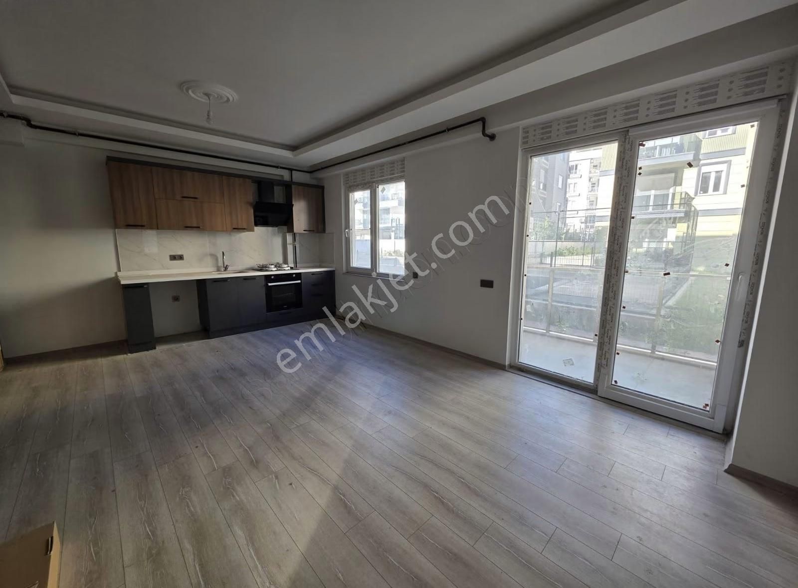 Kızıltoprak Havuzlu Yerden Isıtmalı 1+1 Kiralık Sıfır Daire - Görsel 19