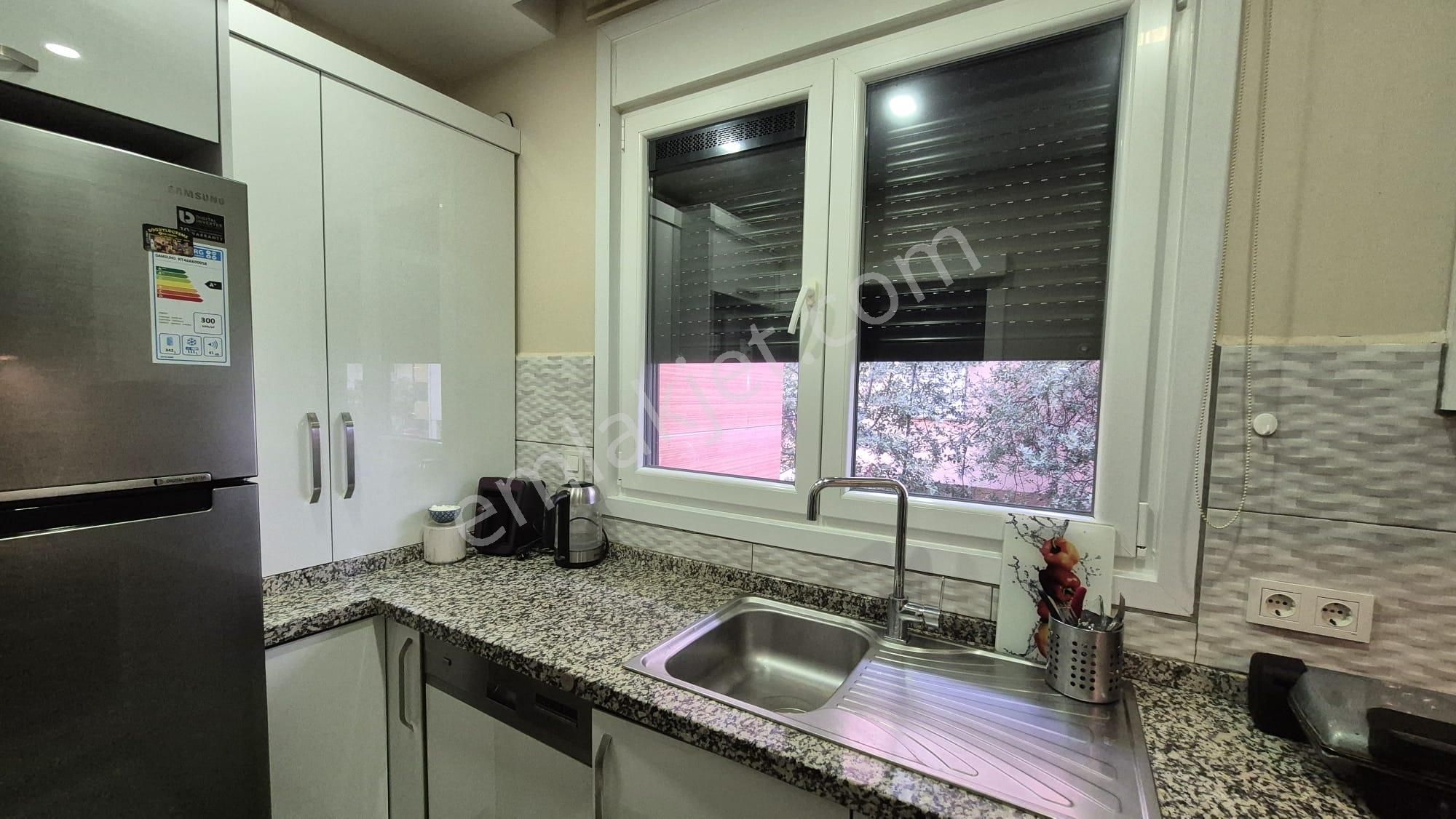 Kadıköy Kızıltoprak Bağdat Cad 90 Mt Mesafede Satılık 3+1 Daire - Görsel 16