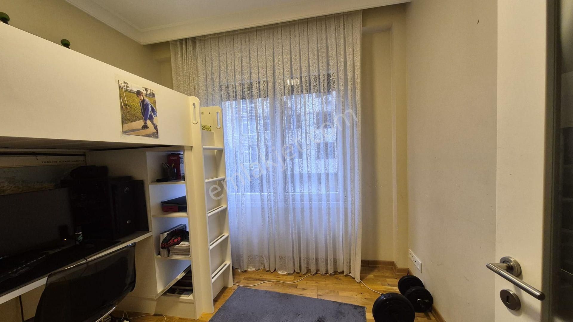 Kadıköy Kızıltoprak Bağdat Cad 90 Mt Mesafede Satılık 3+1 Daire - Görsel 13