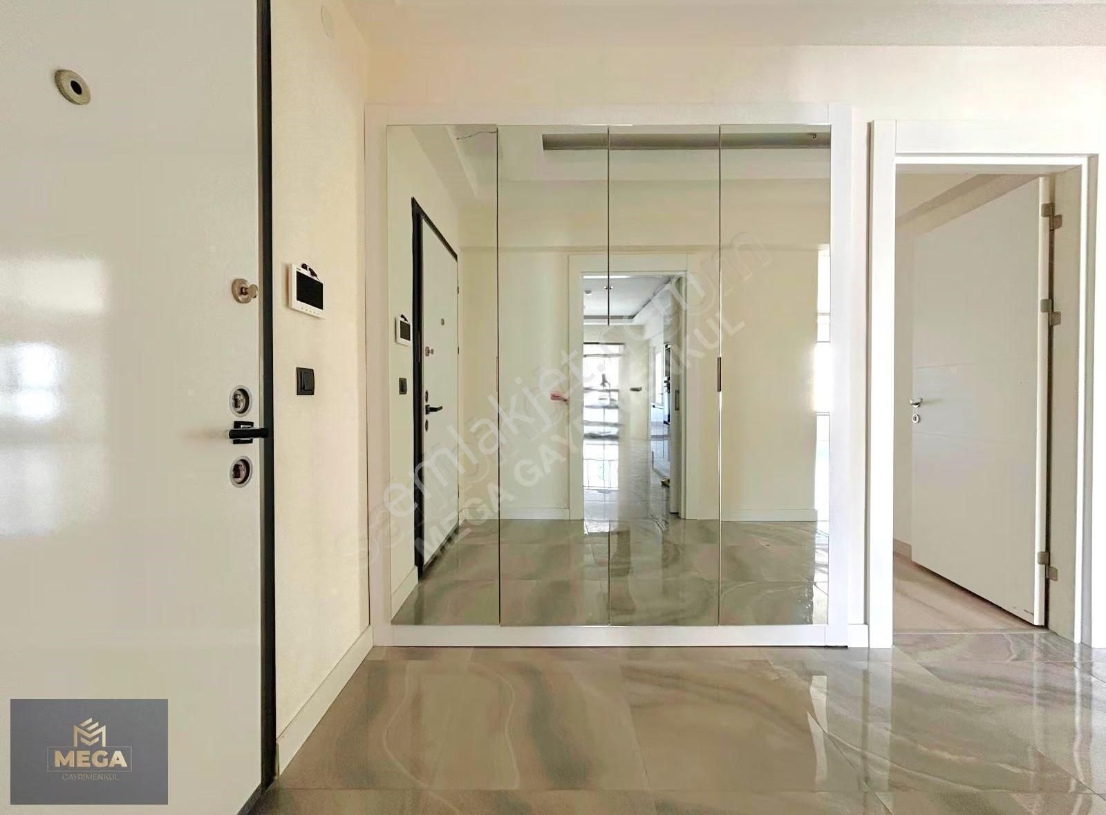 Mega'dan Millet Bahcesi Yanı Yüksek Katta Emsalsiz 4.5+1 Daire_ - Görsel 32