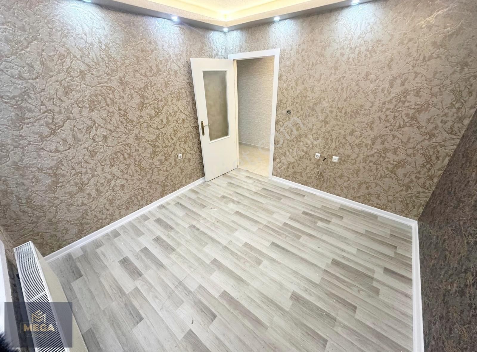 Yeni Asansörlü Binada Ara Kat Full Yapılı 2+1 Daire - Görsel 7