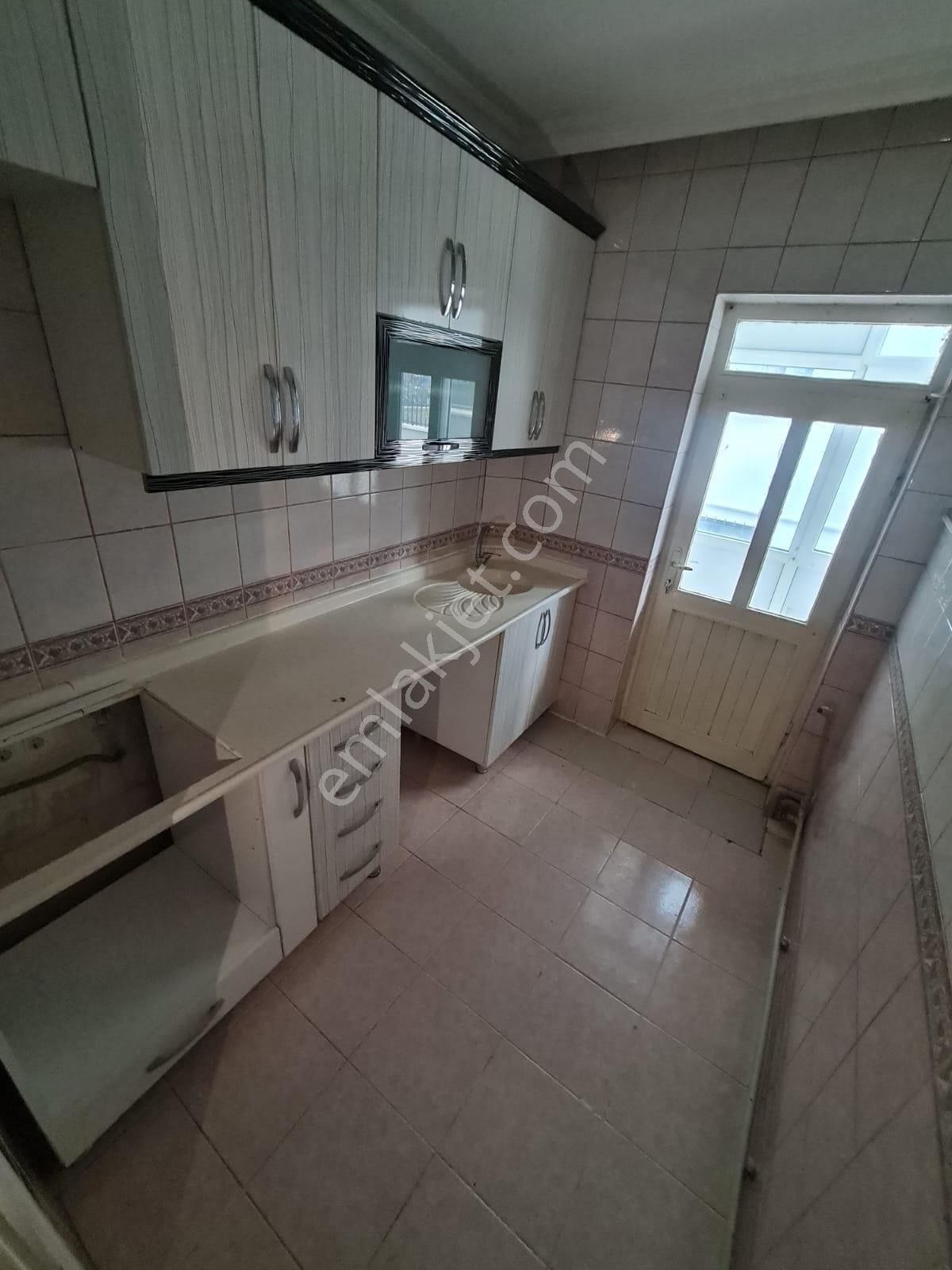 Aydınlıkevlerde 2+1 Kiralık Daire Taner Emlak İnşaat - Görsel 3