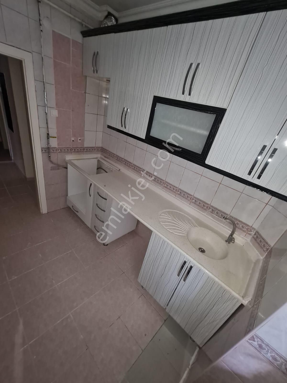 Aydınlıkevlerde 2+1 Kiralık Daire Taner Emlak İnşaat - Görsel 2