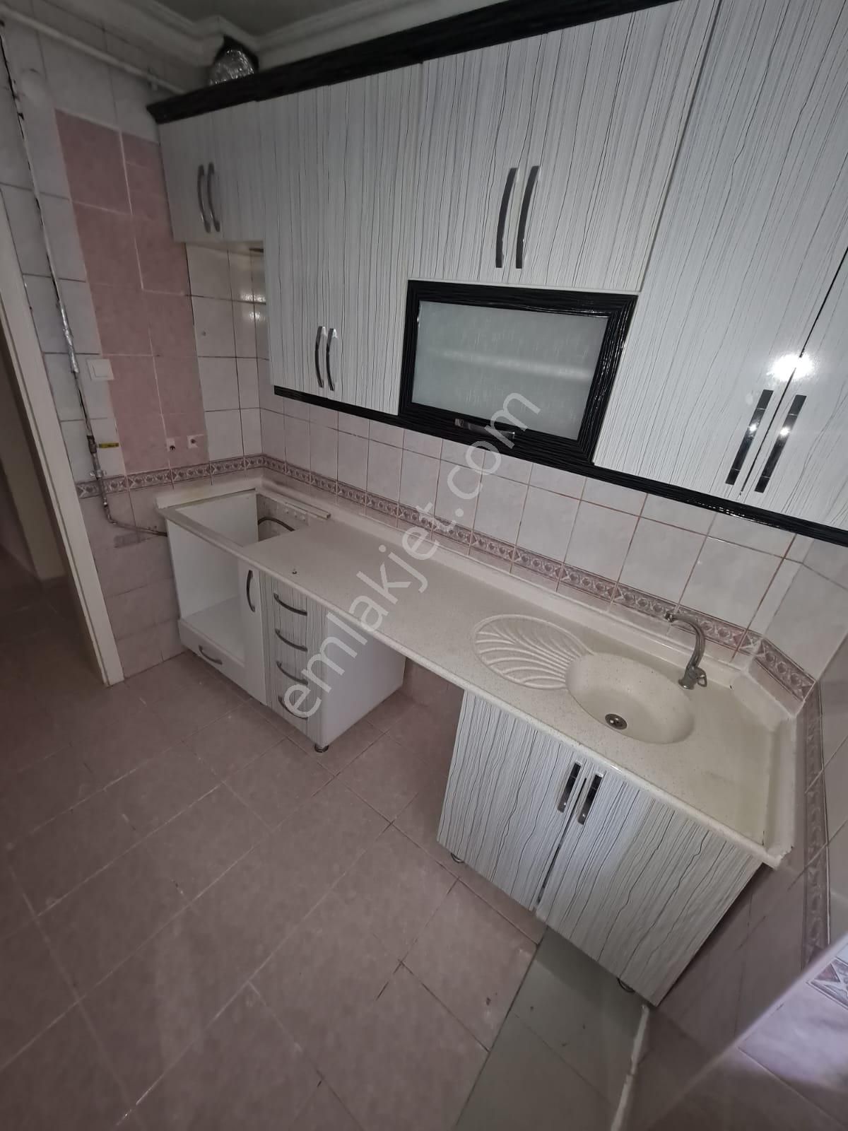 Aydınlıkevlerde 2+1 Kiralık Daire Taner Emlak İnşaat - Görsel 16