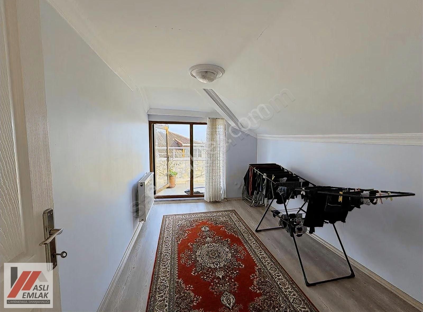 Aslı Emlak'tan Gazi Mah. 10. Yaşında Asansörlü Daire - Görsel 8