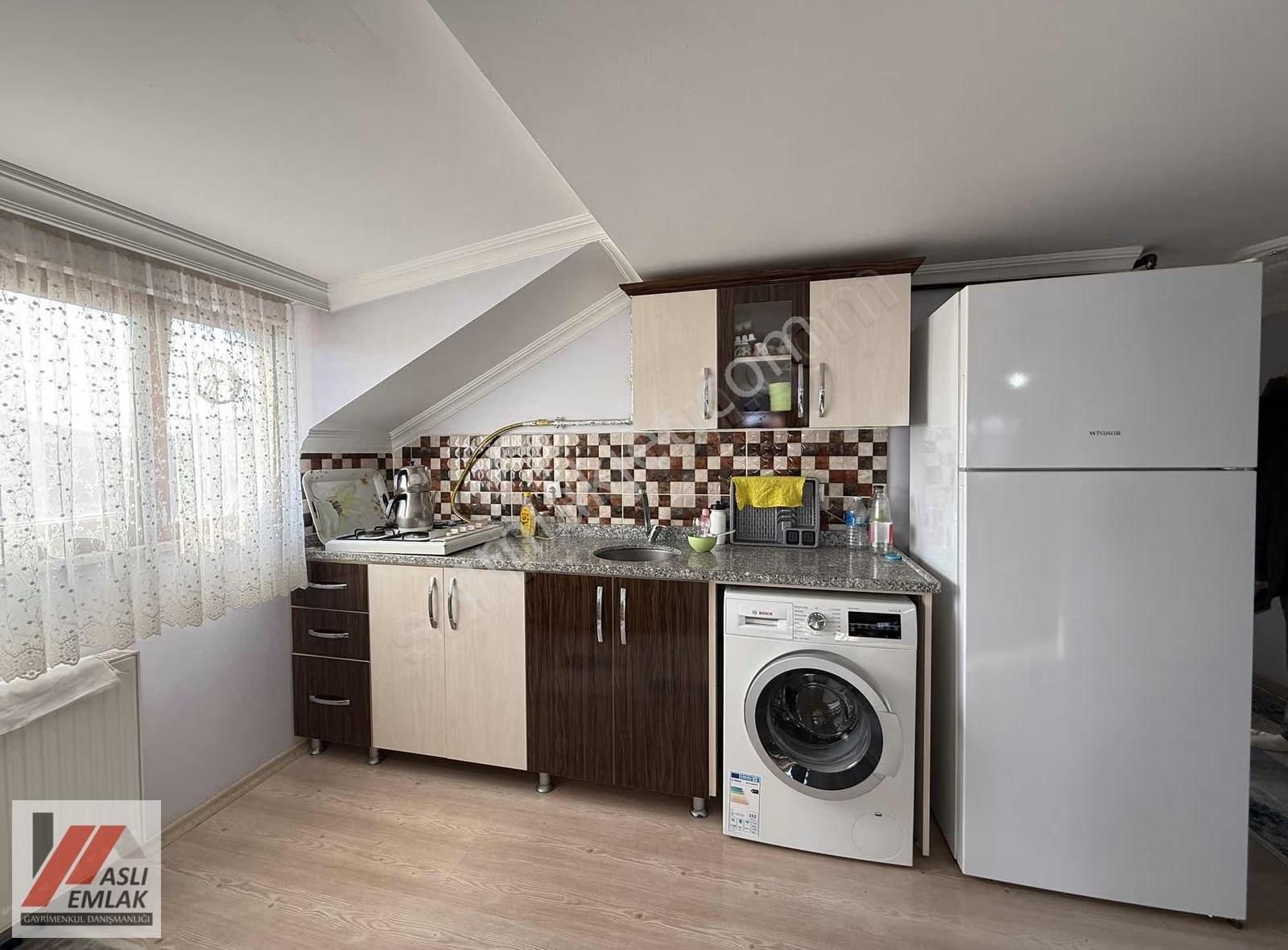 Aslı Emlak'tan Gazi Mah. 10. Yaşında Asansörlü Daire - Görsel 7