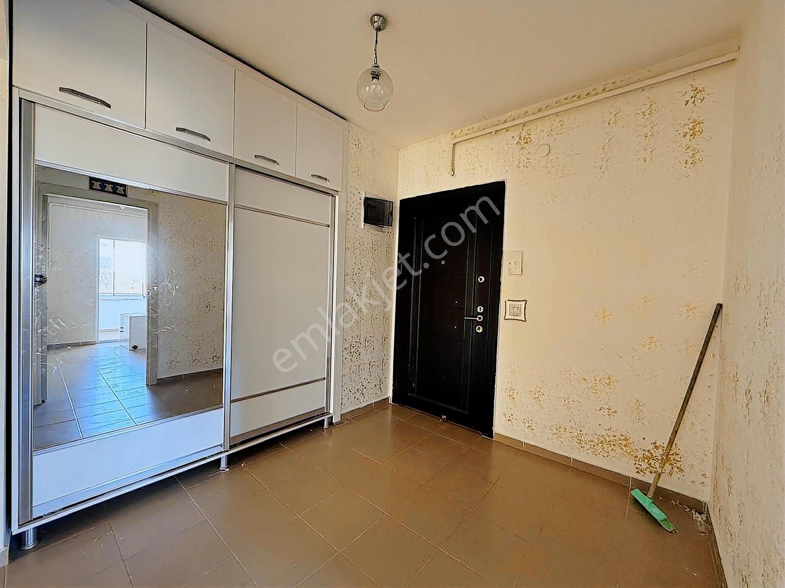 Altınevler Mah. Ayyıldız Sitesinde 3. Katta 3+1 Kiralık Daire - Görsel 33