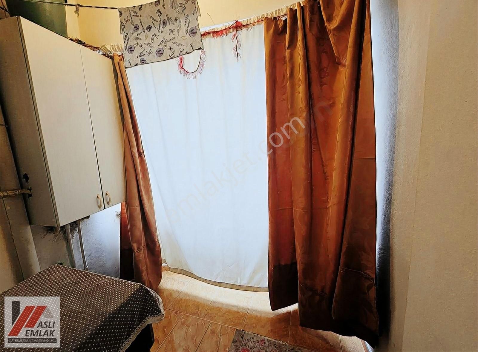 Aslı Emlaktan 75. Yılmah. 3+1 Tek Daire Üzeri 160 M2 Daire - Görsel 9