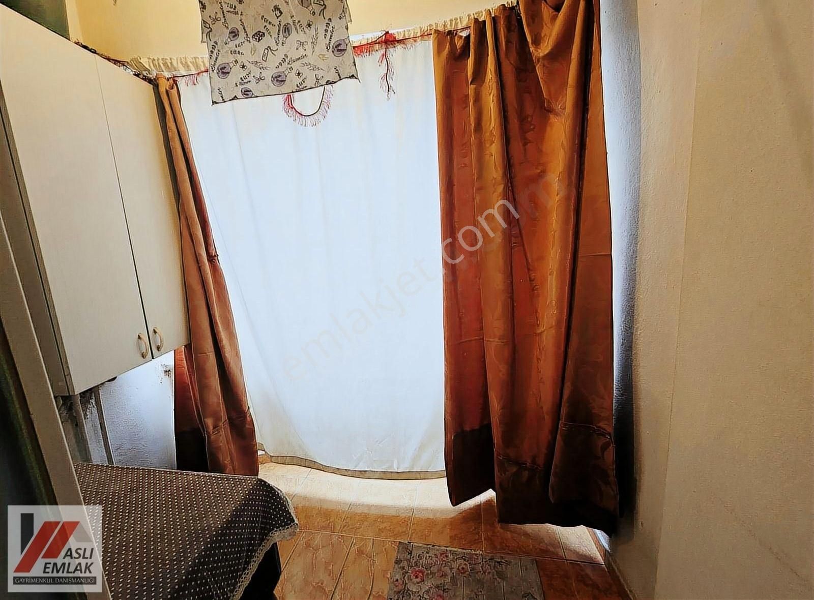 Aslı Emlaktan 75. Yılmah. 3+1 Tek Daire Üzeri 160 M2 Daire - Görsel 18