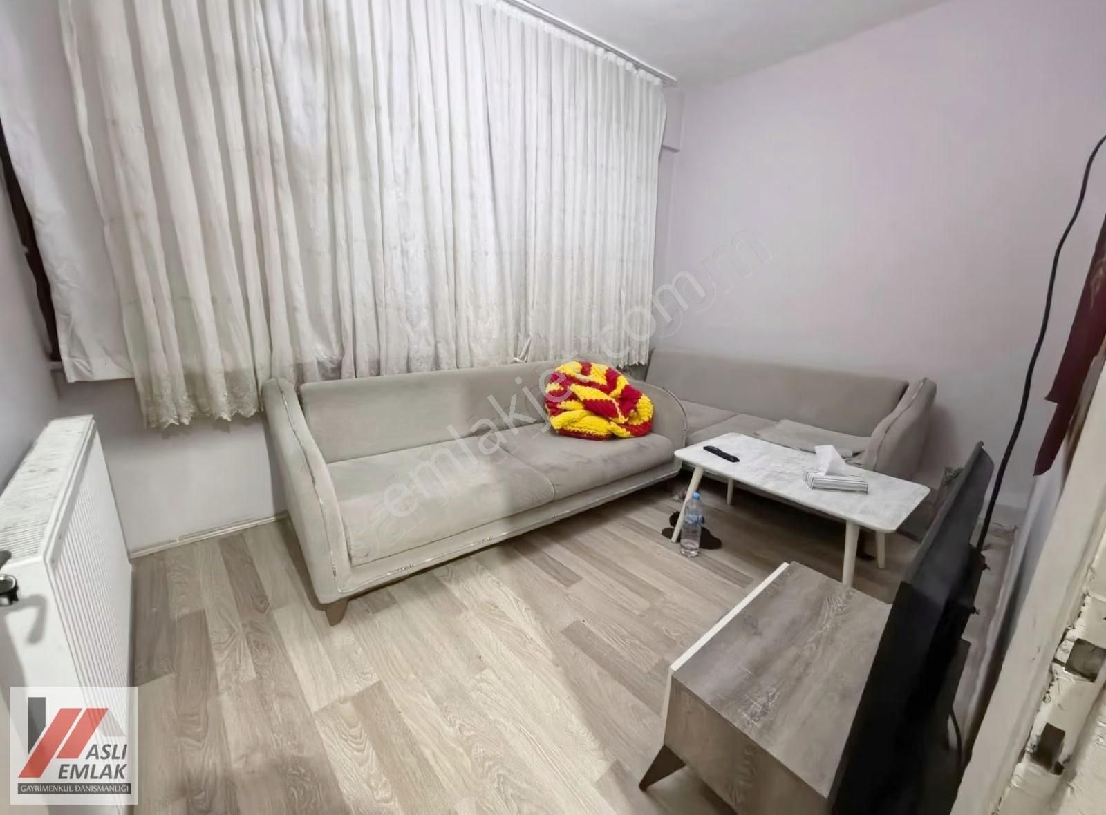 Aslı Emlak'tan 75 Yıl Mah 2+1 Yüksek Giriş