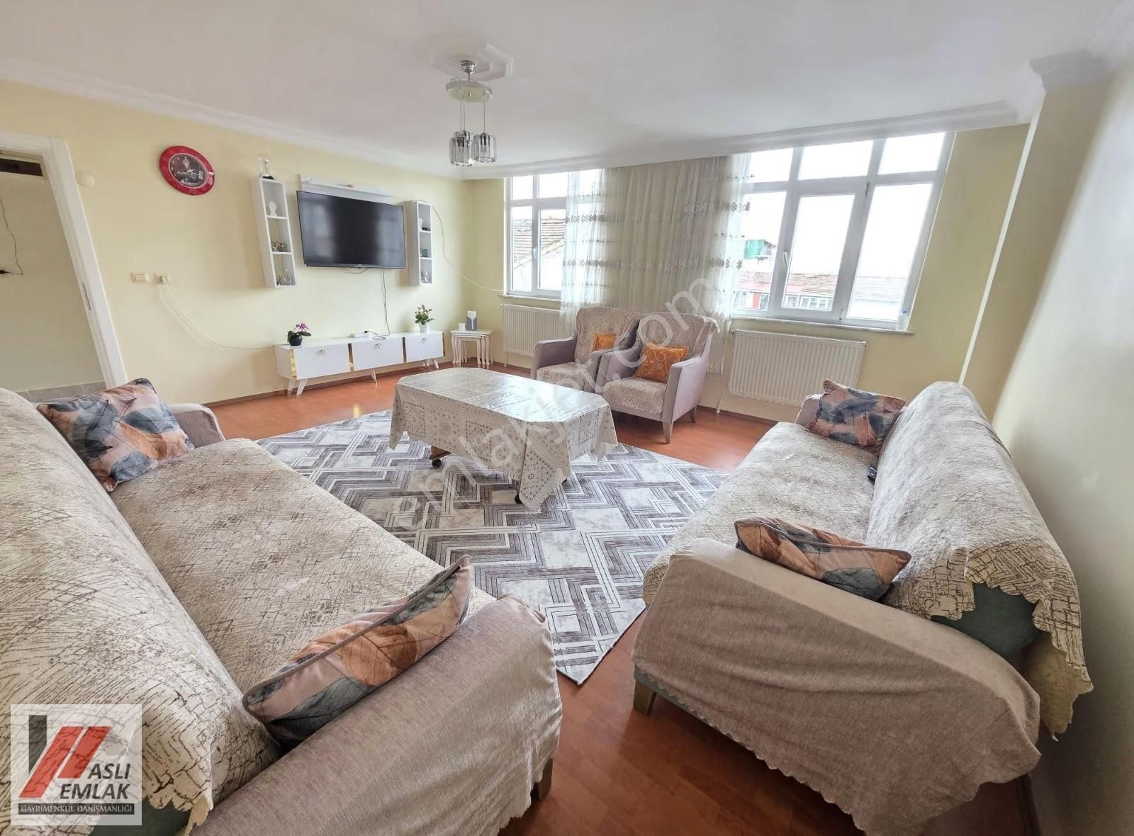 Aslı Emlaktan 1÷2 4+1 Daire - Görsel 17