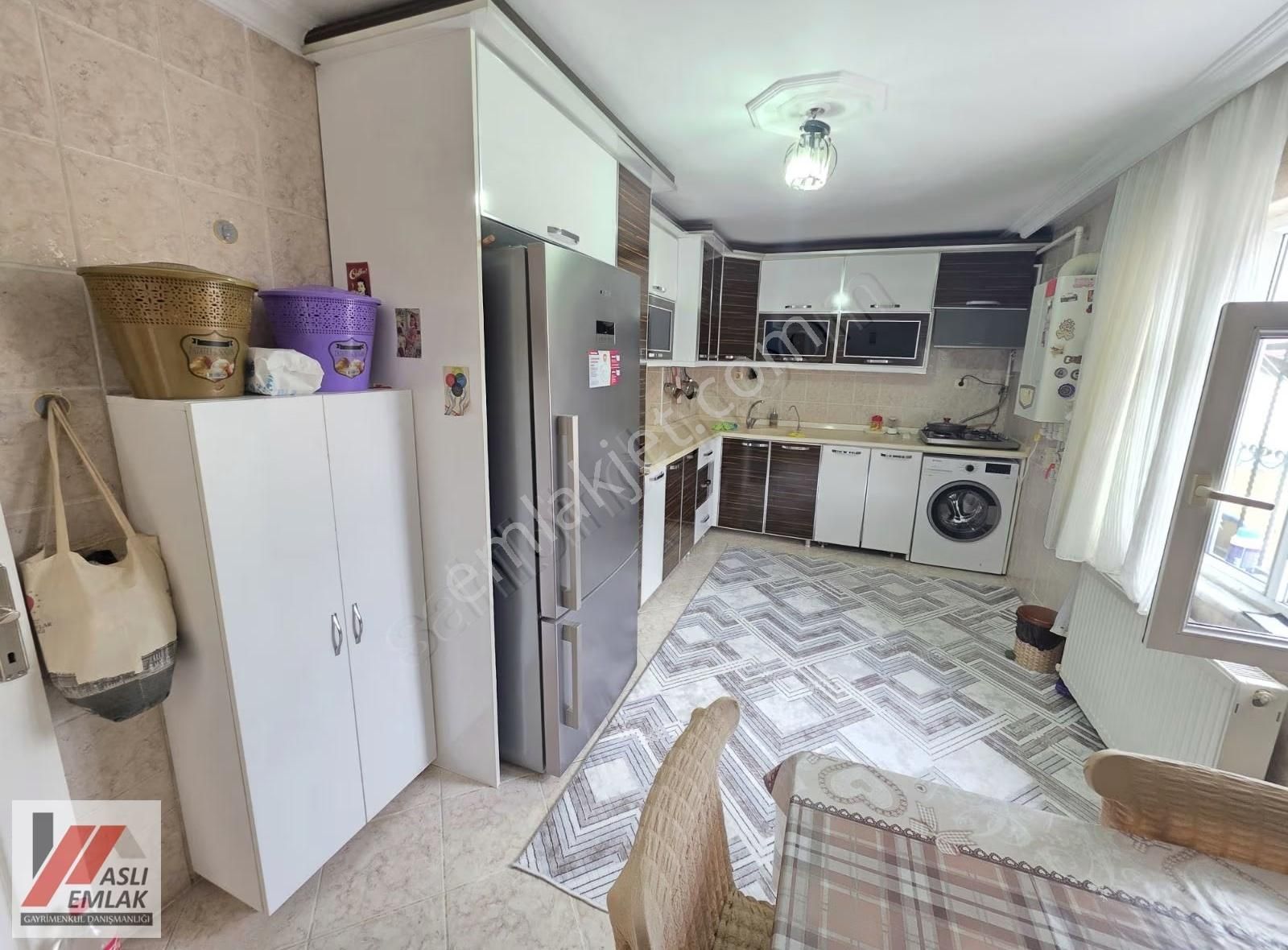 Aslı Emlaktan 1÷2 4+1 Daire - Görsel 3