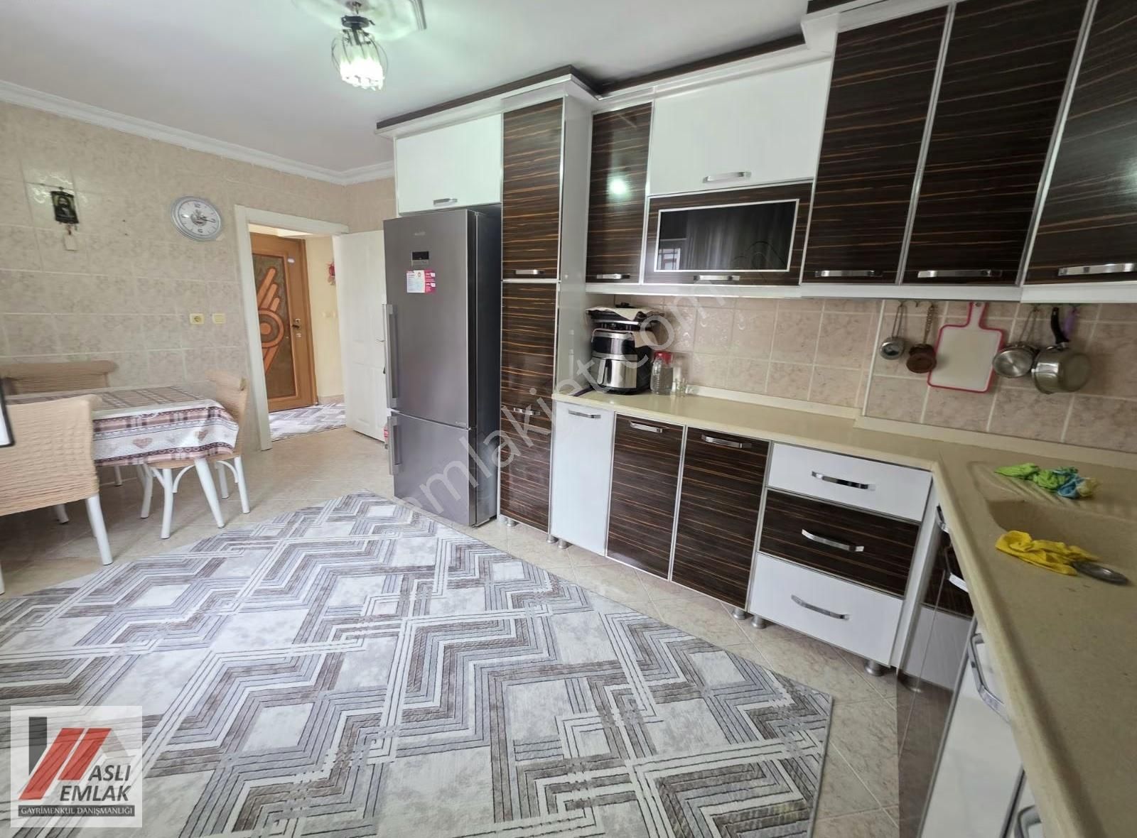 Aslı Emlaktan 1÷2 4+1 Daire - Görsel 21