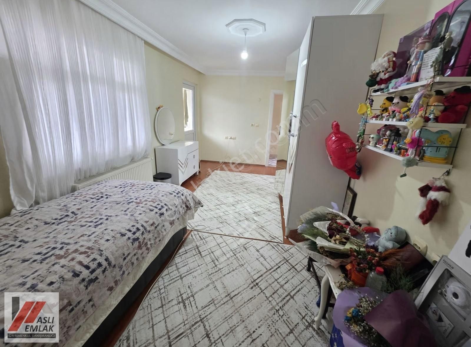 Aslı Emlaktan 1÷2 4+1 Daire - Görsel 15