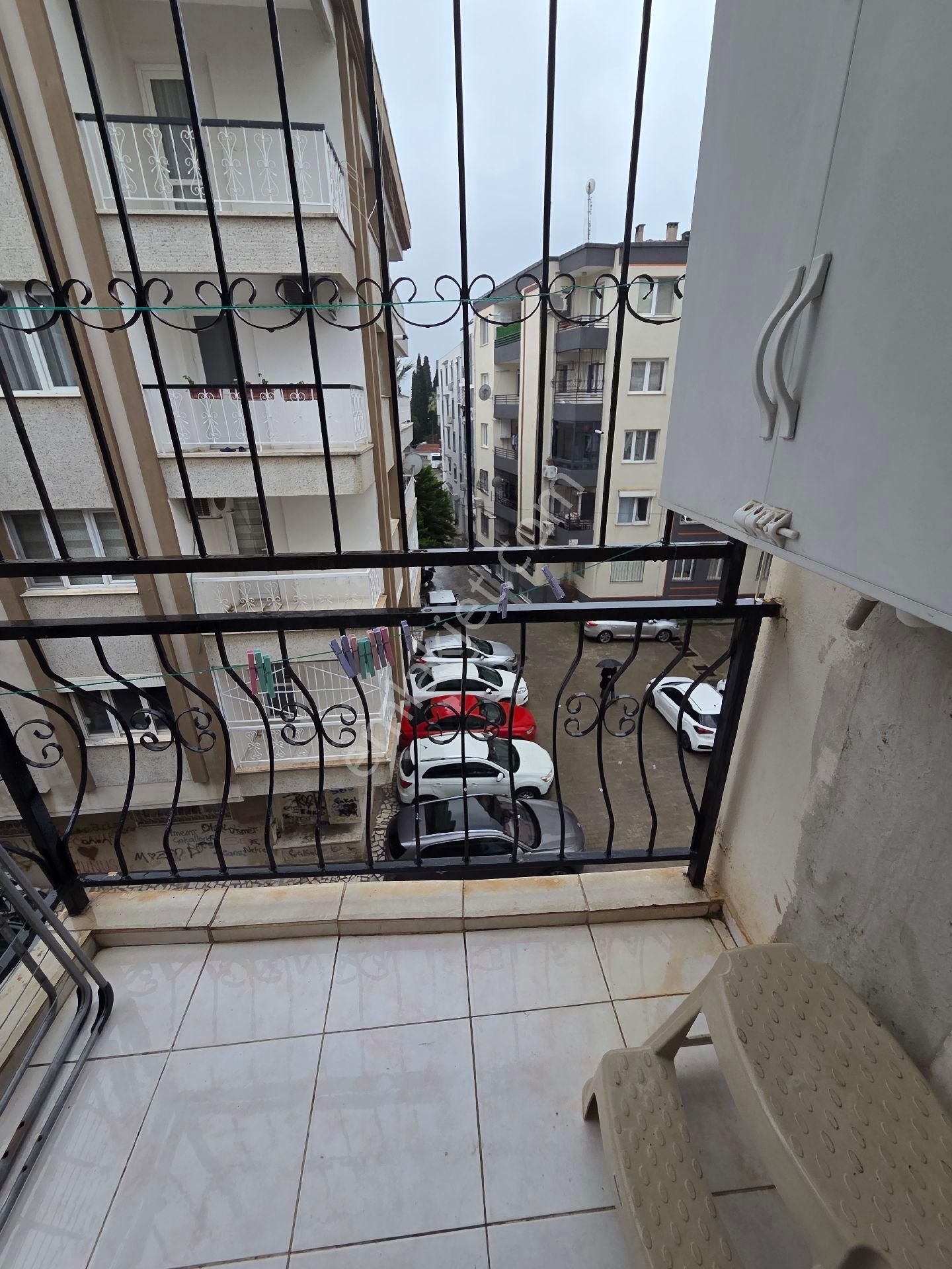 Bornova Merkez Eşyalı Doğalgazlı - Görsel 11