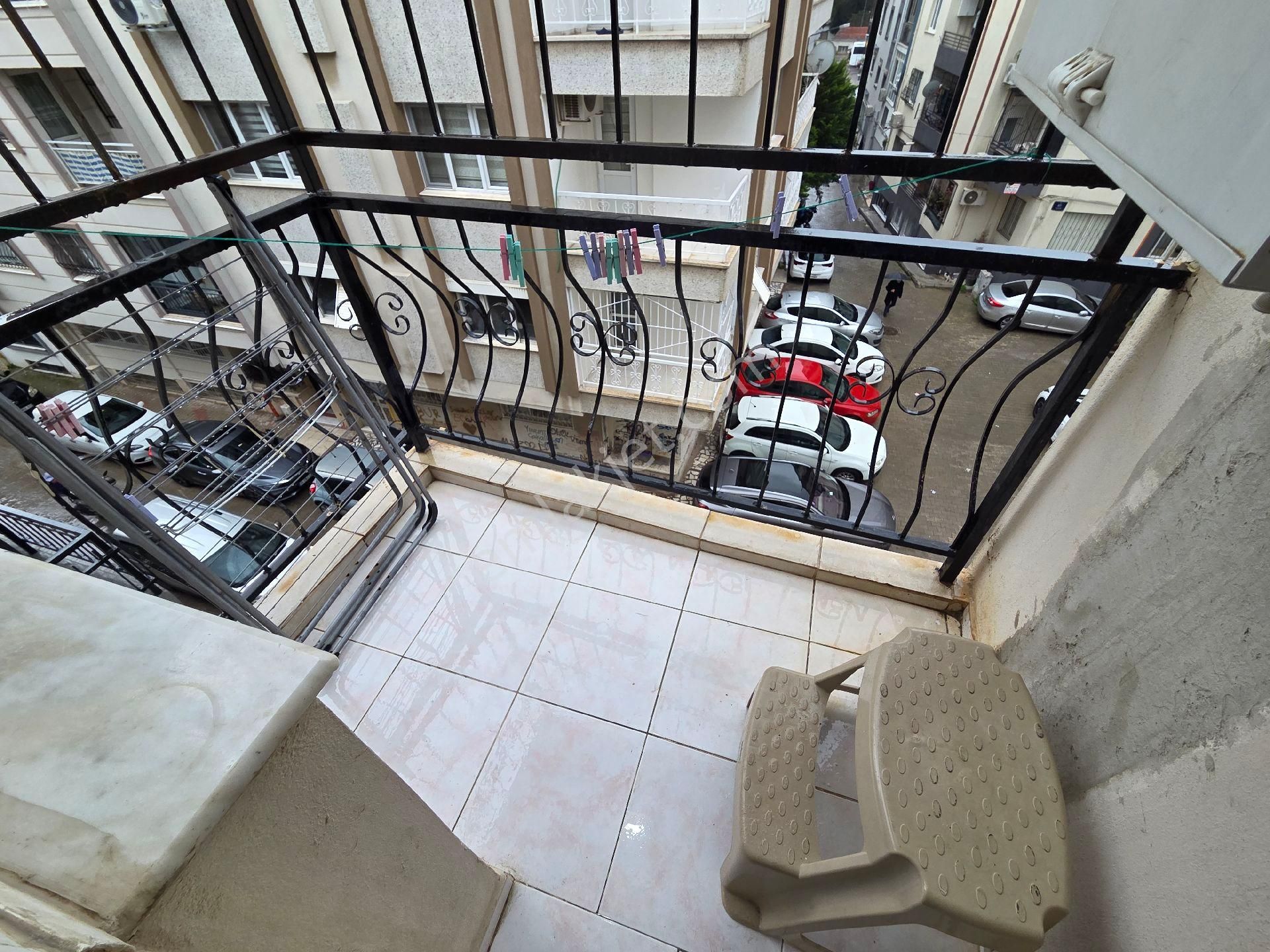 Bornova Merkez Eşyalı Doğalgazlı - Görsel 8